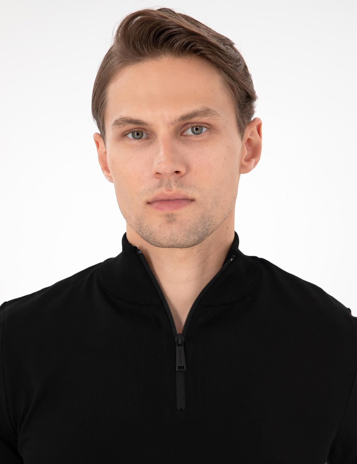 Siyah Slim Fit Fermuarlı Dik Yaka Triko Kazak - 50279383018