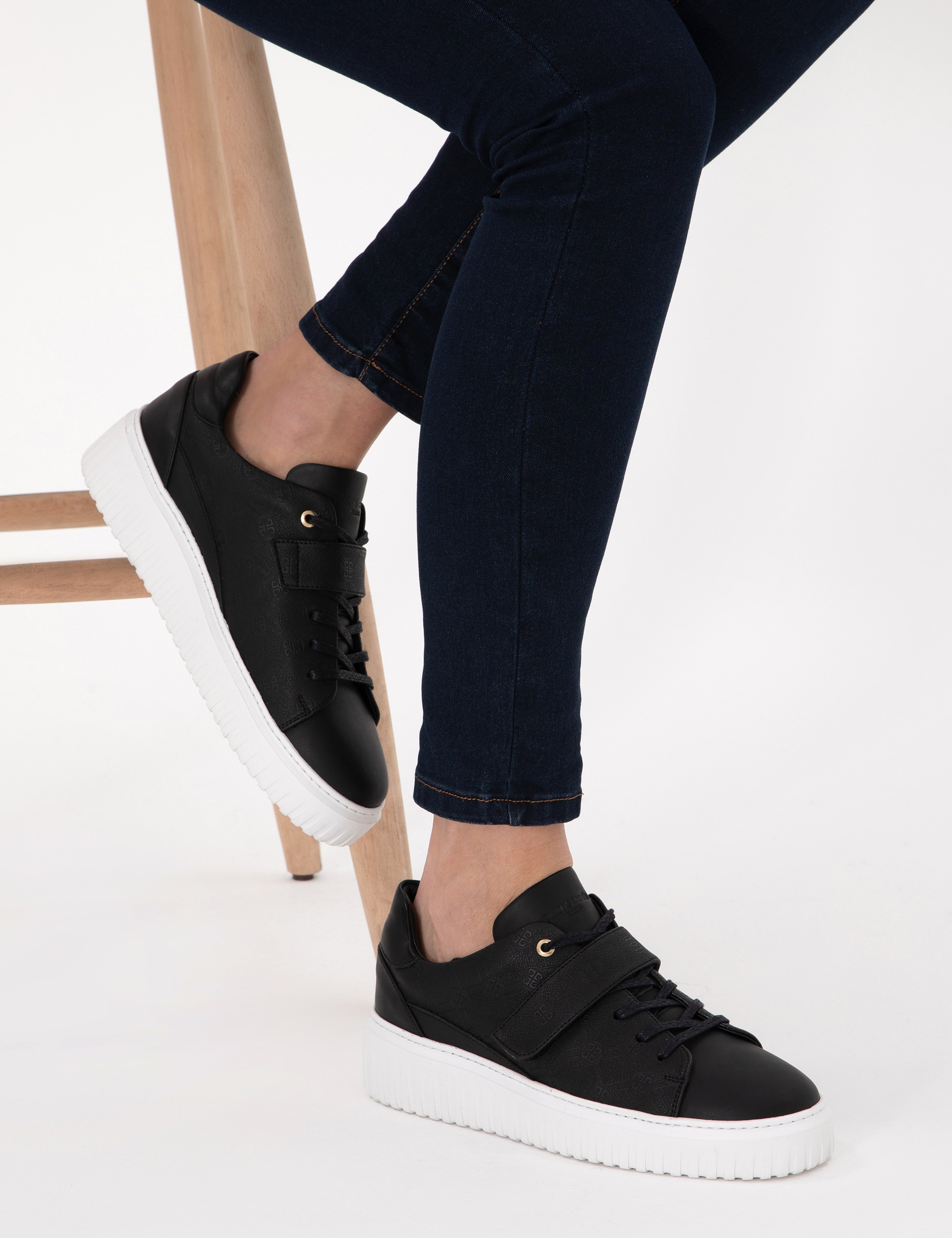 Siyah Sneaker - Image 7