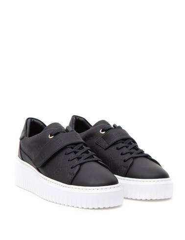 Siyah Sneaker