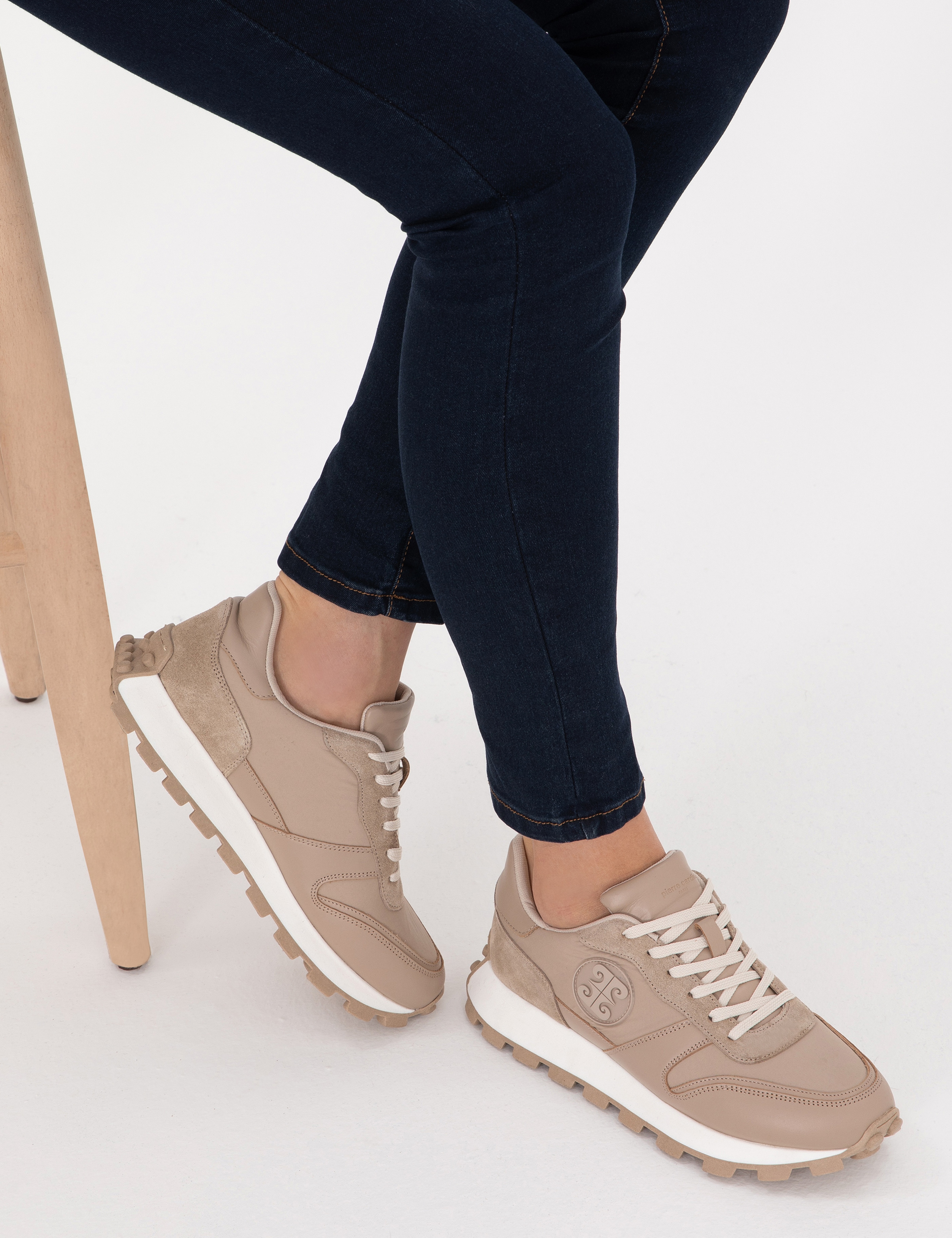 Bej Sneaker