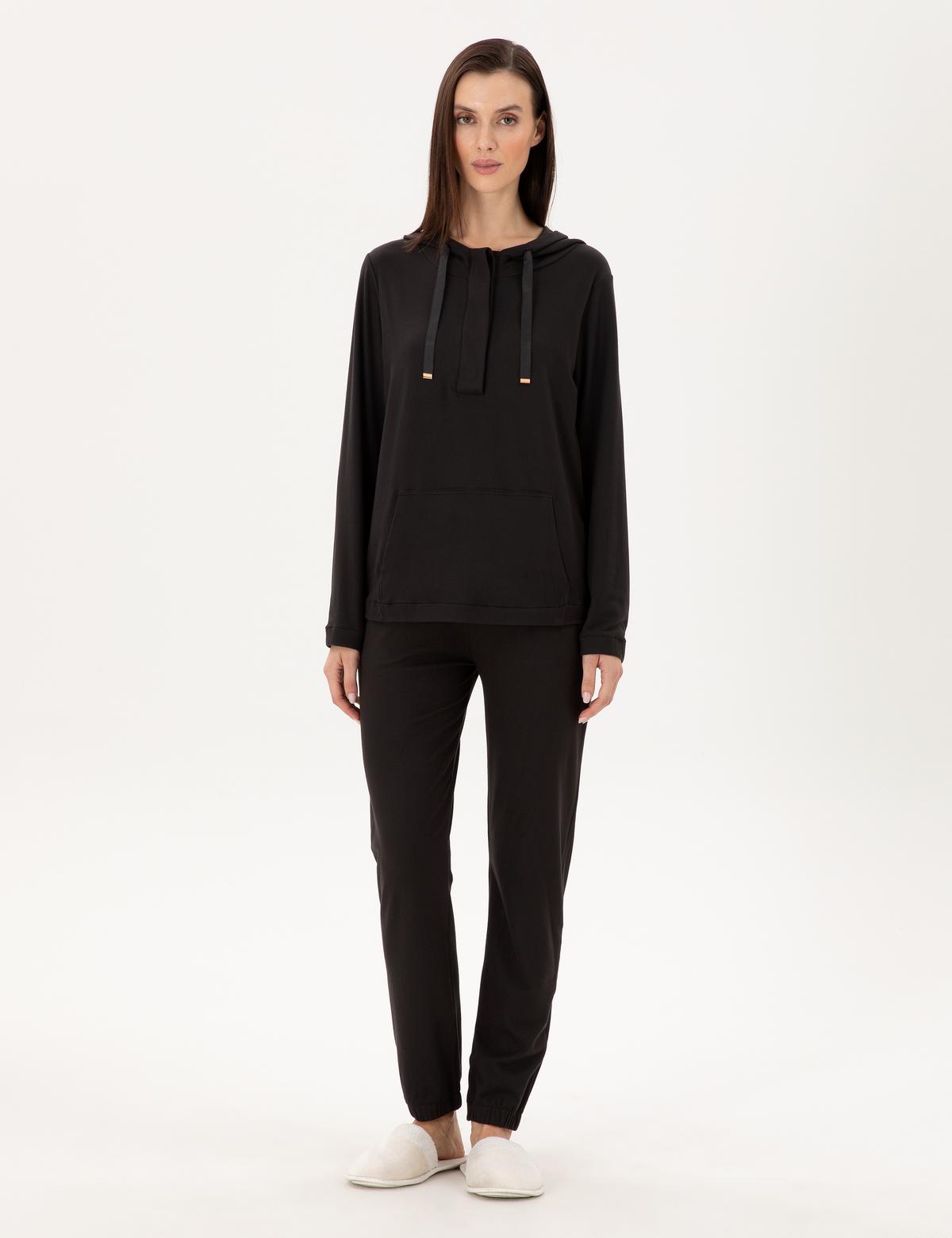 Siyah Pijama Takımı