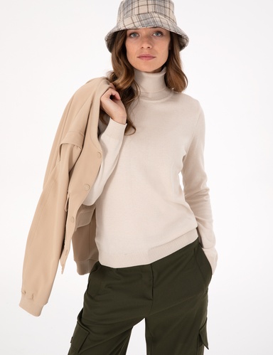 Bej Slim Fit Balıkçı Yaka Basic Kazak