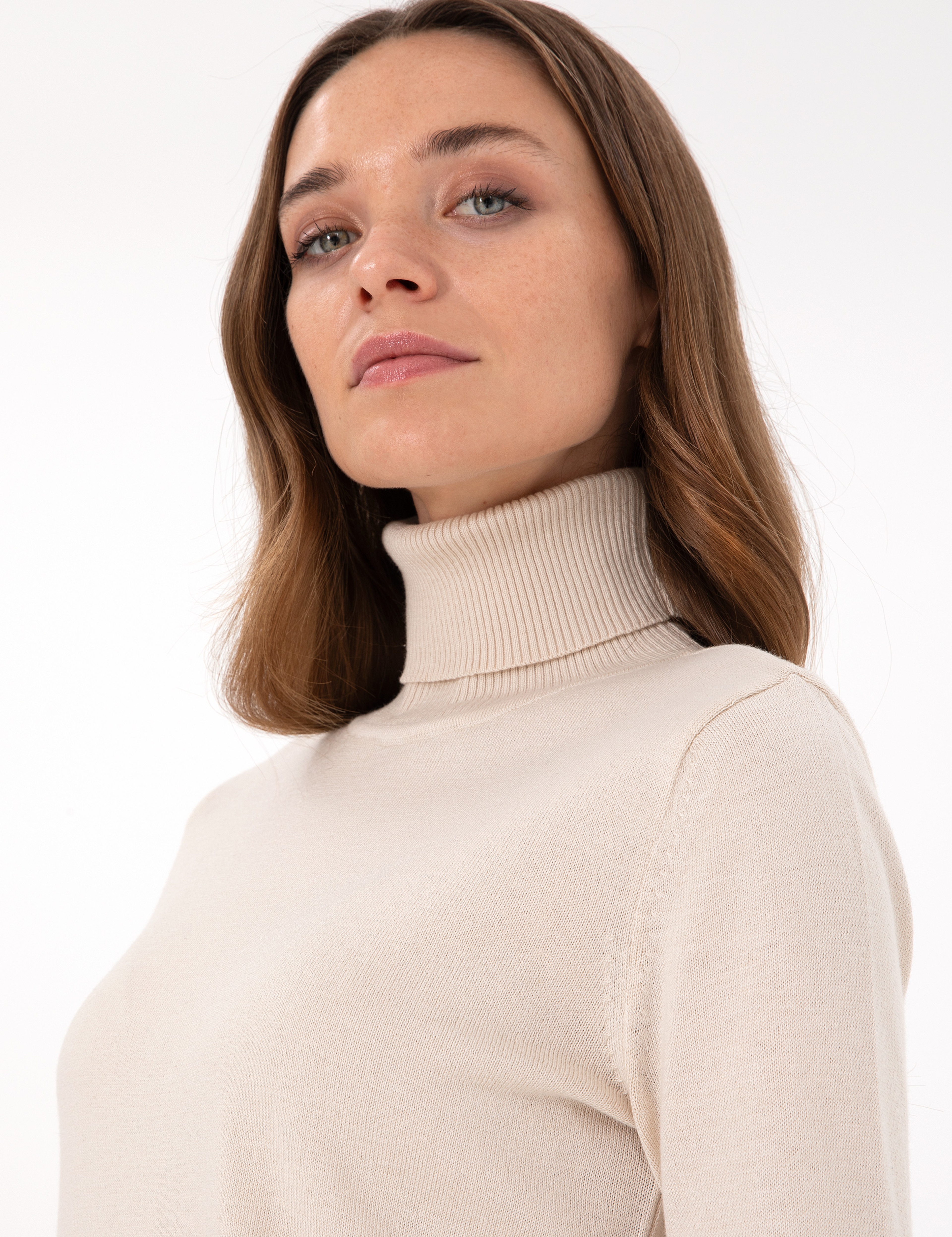 Bej Slim Fit Balıkçı Yaka Basic Kazak - Image 2