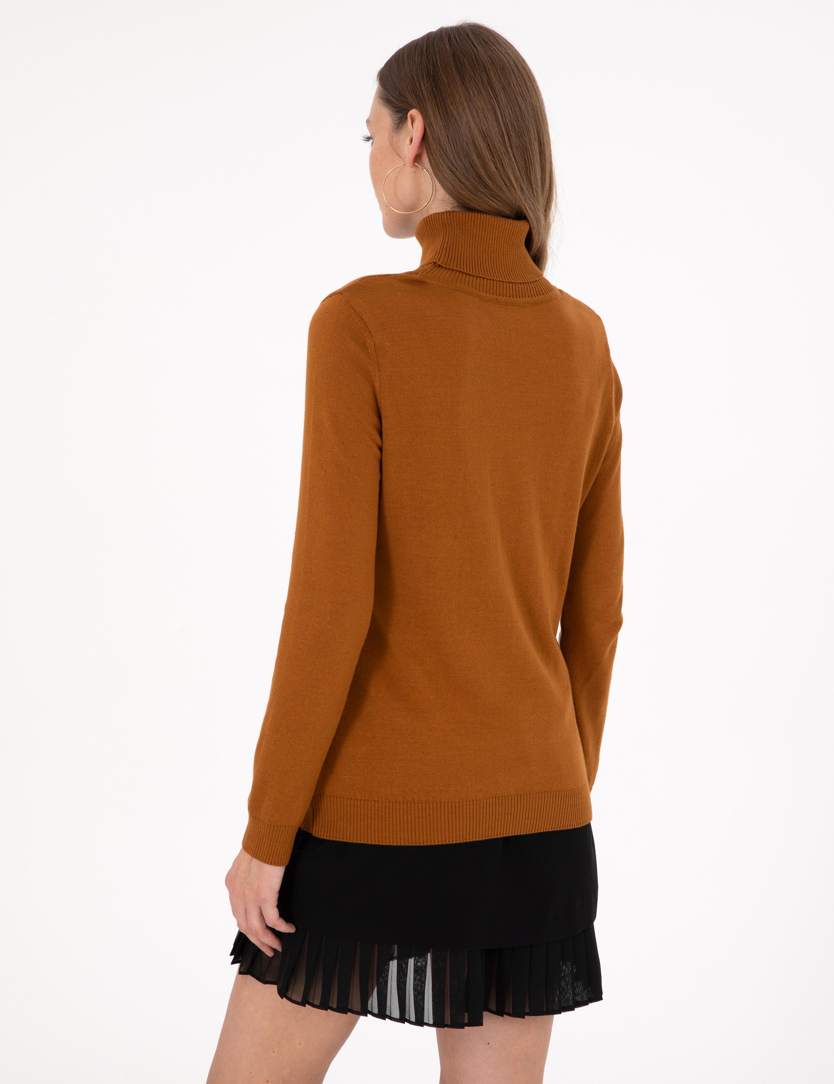 Coconut Slim Fit Balıkçı Yaka Basic Kazak