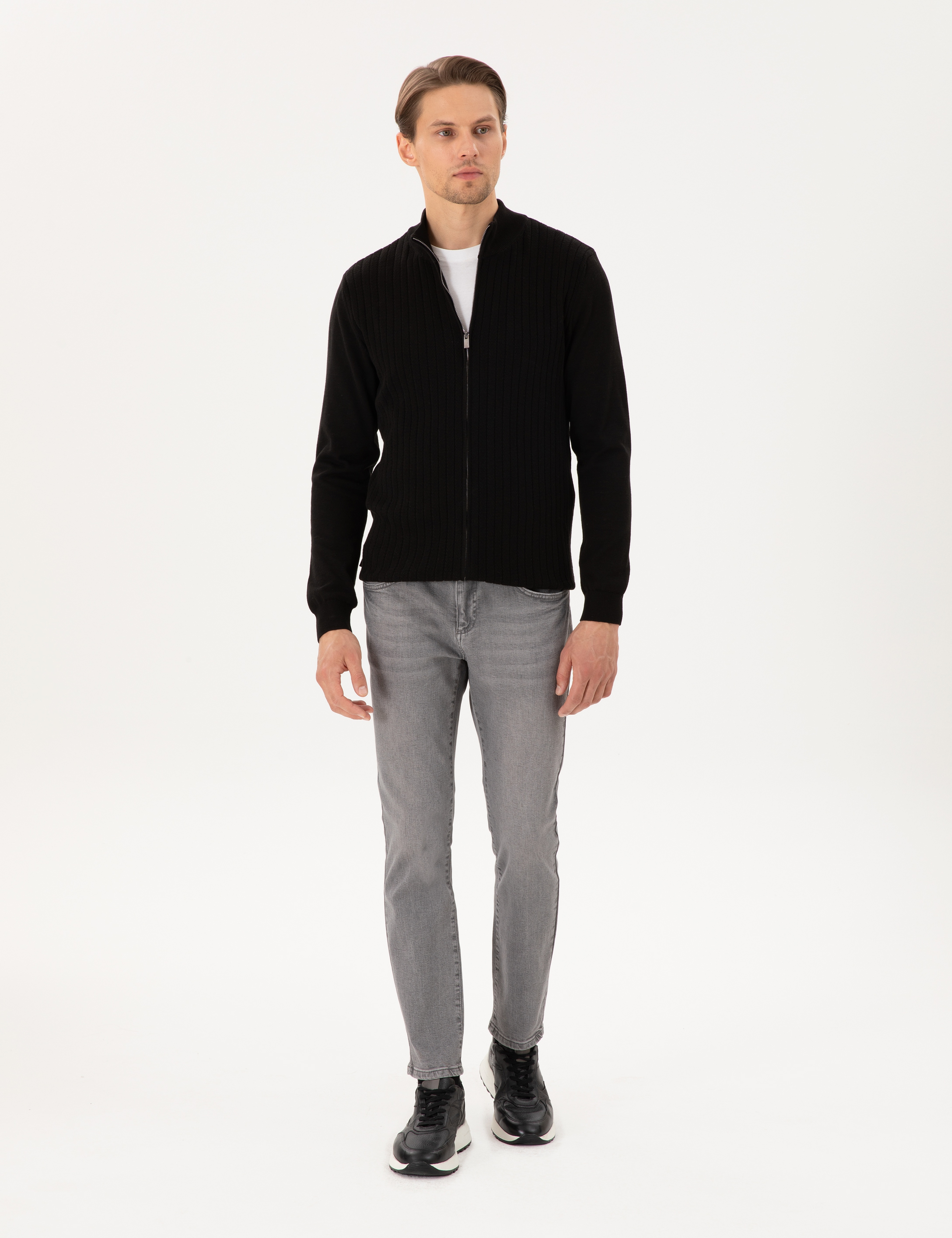 Siyah Slim Fit Fermuarlı Triko Hırka - Image 4