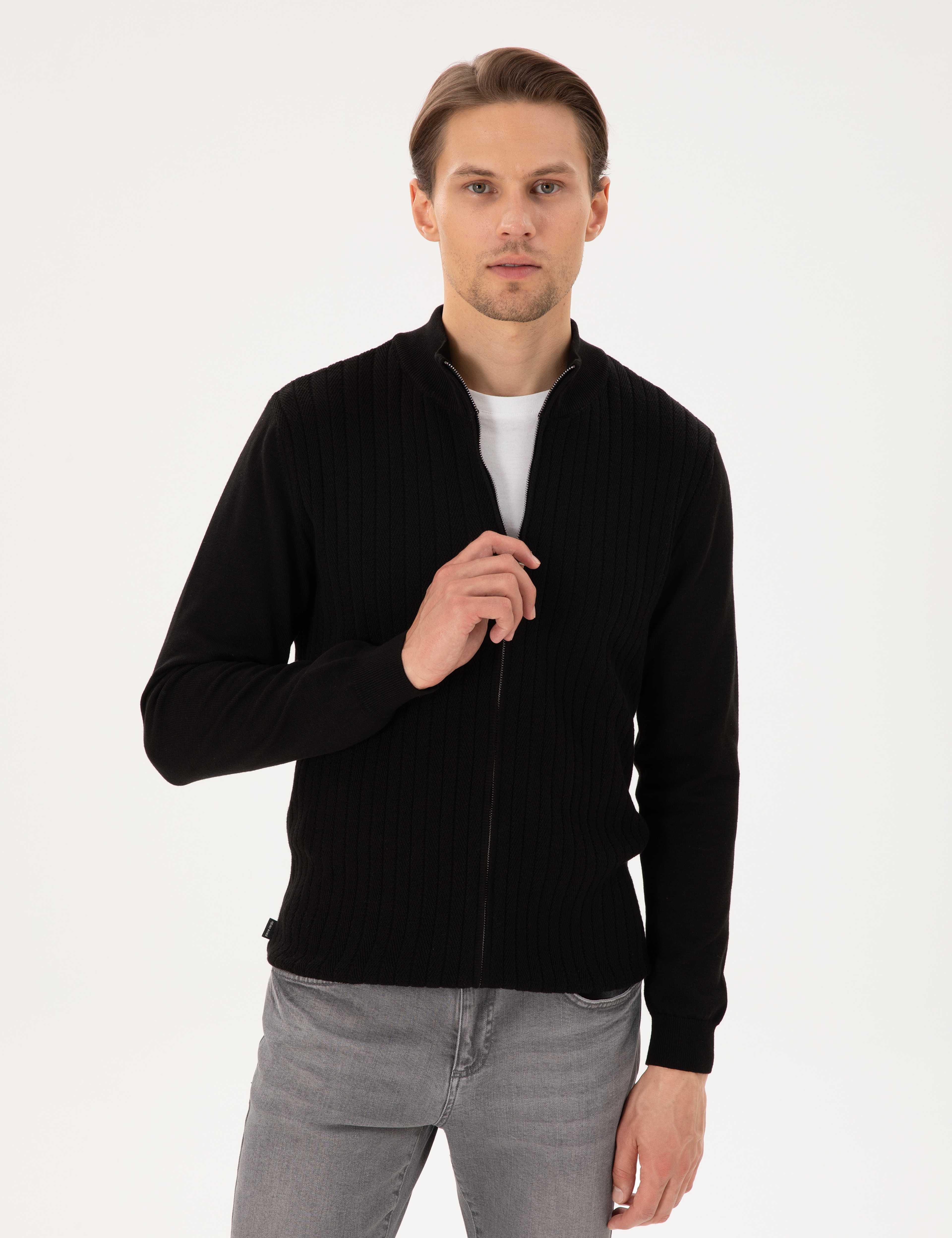 Siyah Slim Fit Fermuarlı Triko Hırka