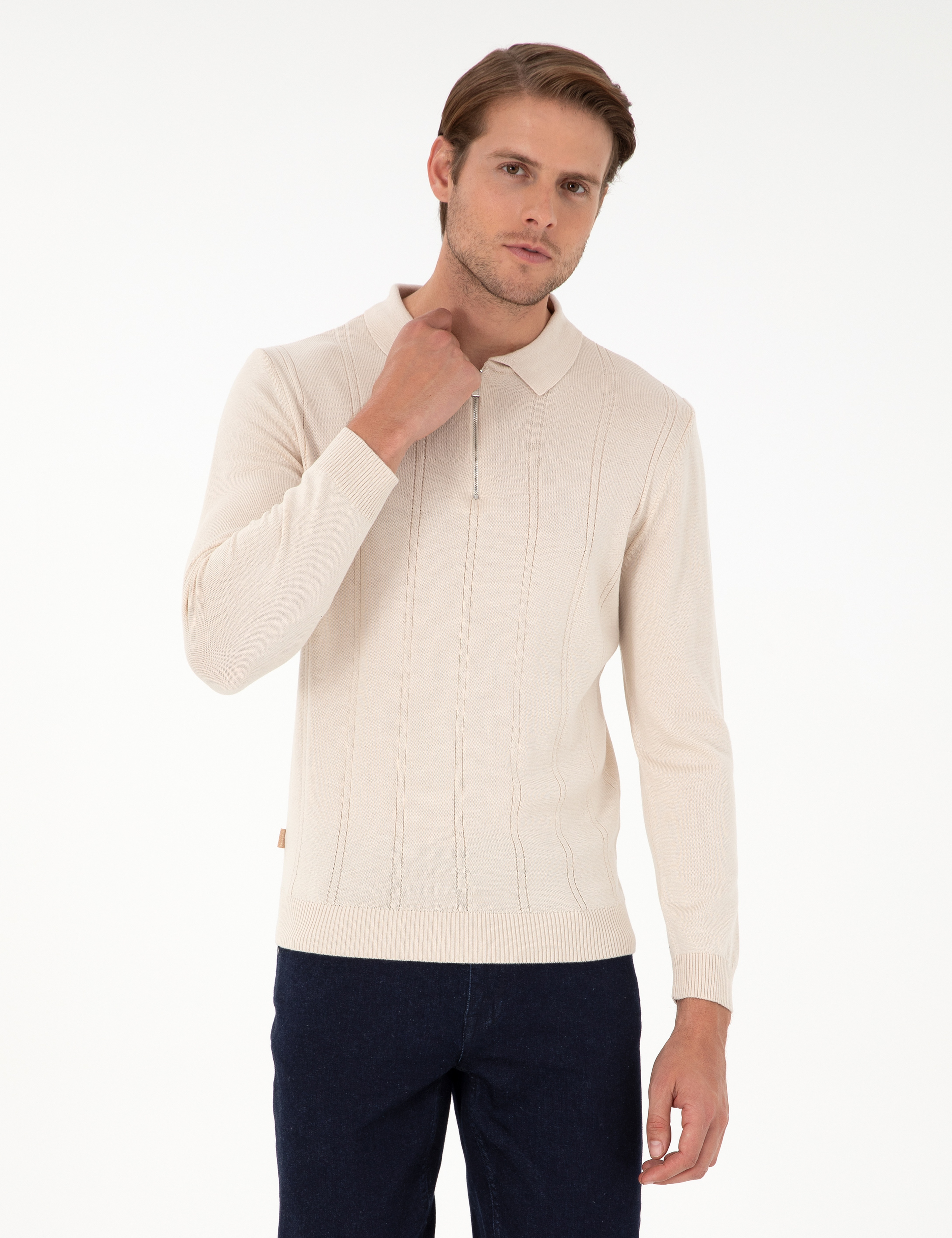 Bej Slim Fit Fermuarlı Polo Yaka Triko Kazak - Image 1
