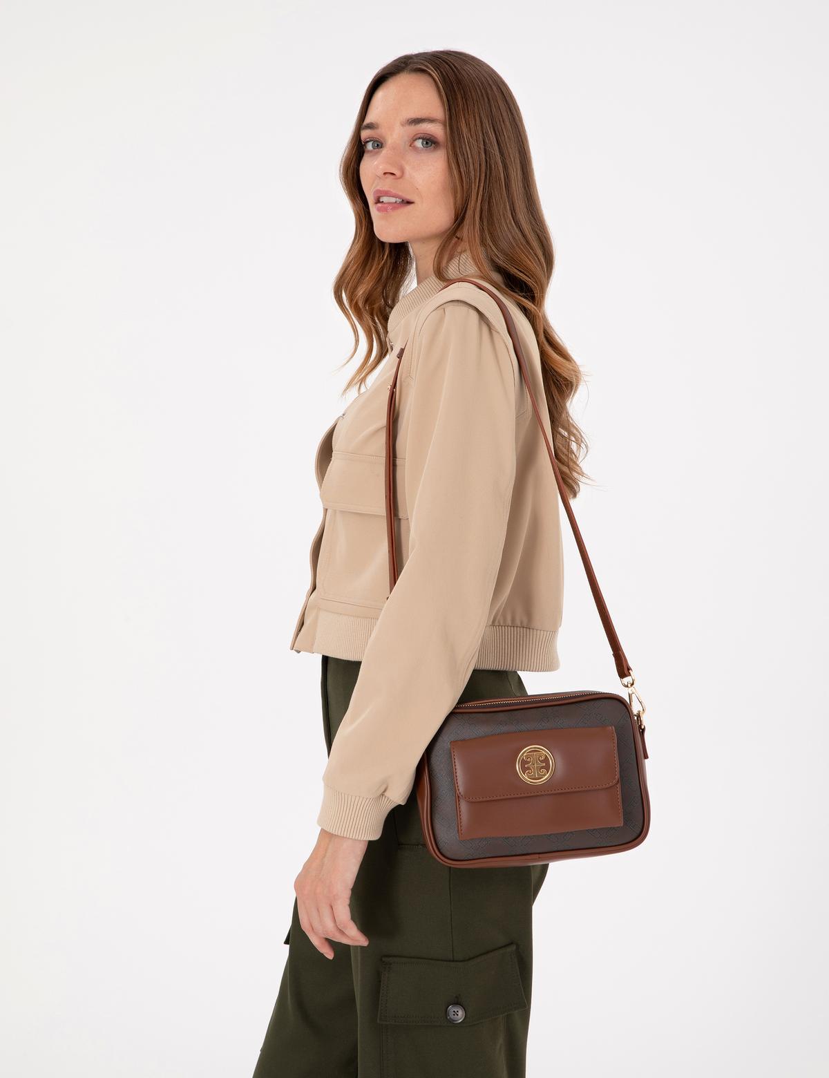 Kahverengi Çapraz Çanta