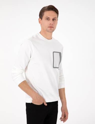Ekru Regular Fit Bisiklet Yaka Sweatshirt