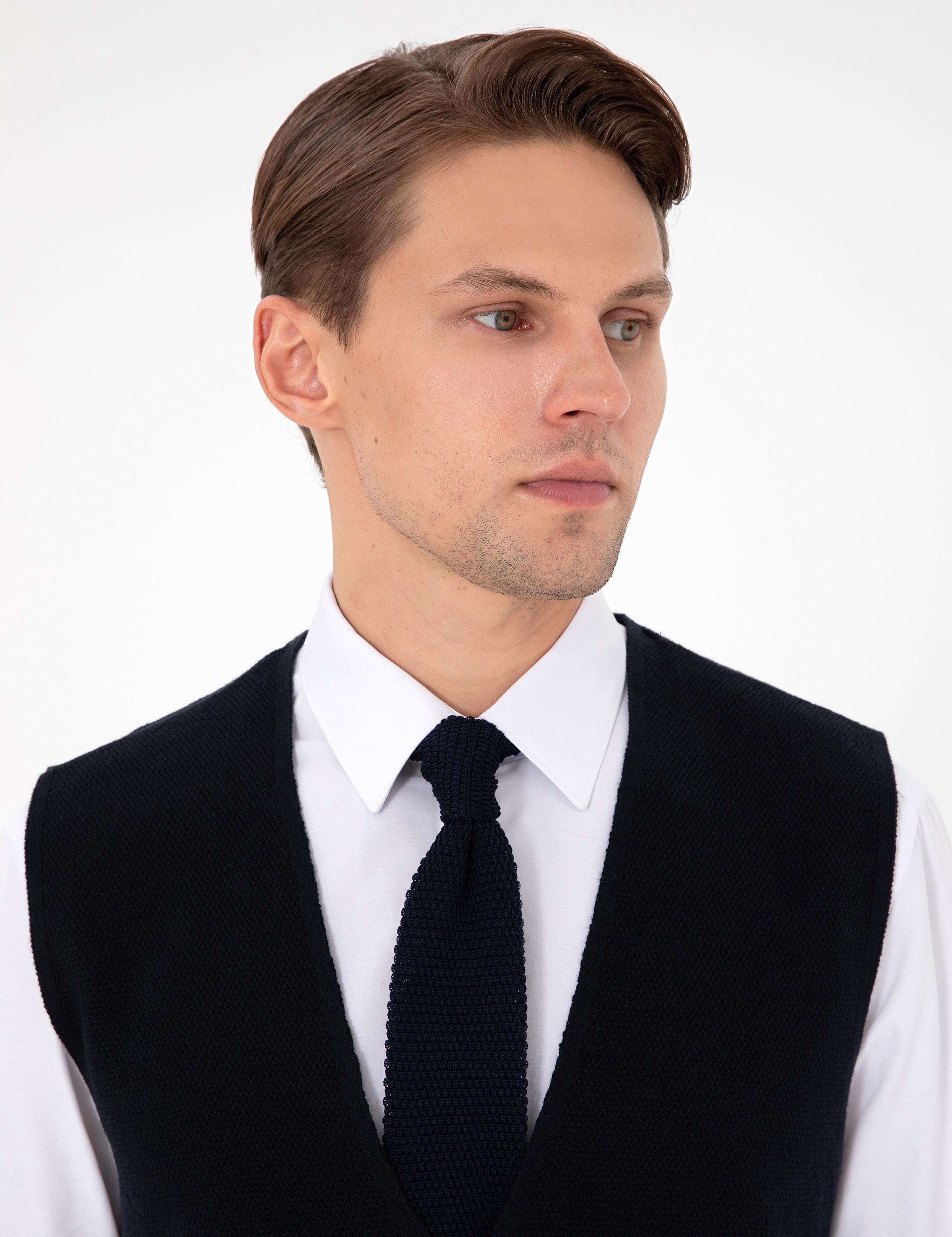 Lacivert Slim Fit V Yaka Triko Yelek