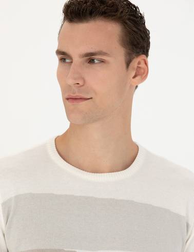 Ekru Slim Fit Bisiklet Yaka Triko Kazak
