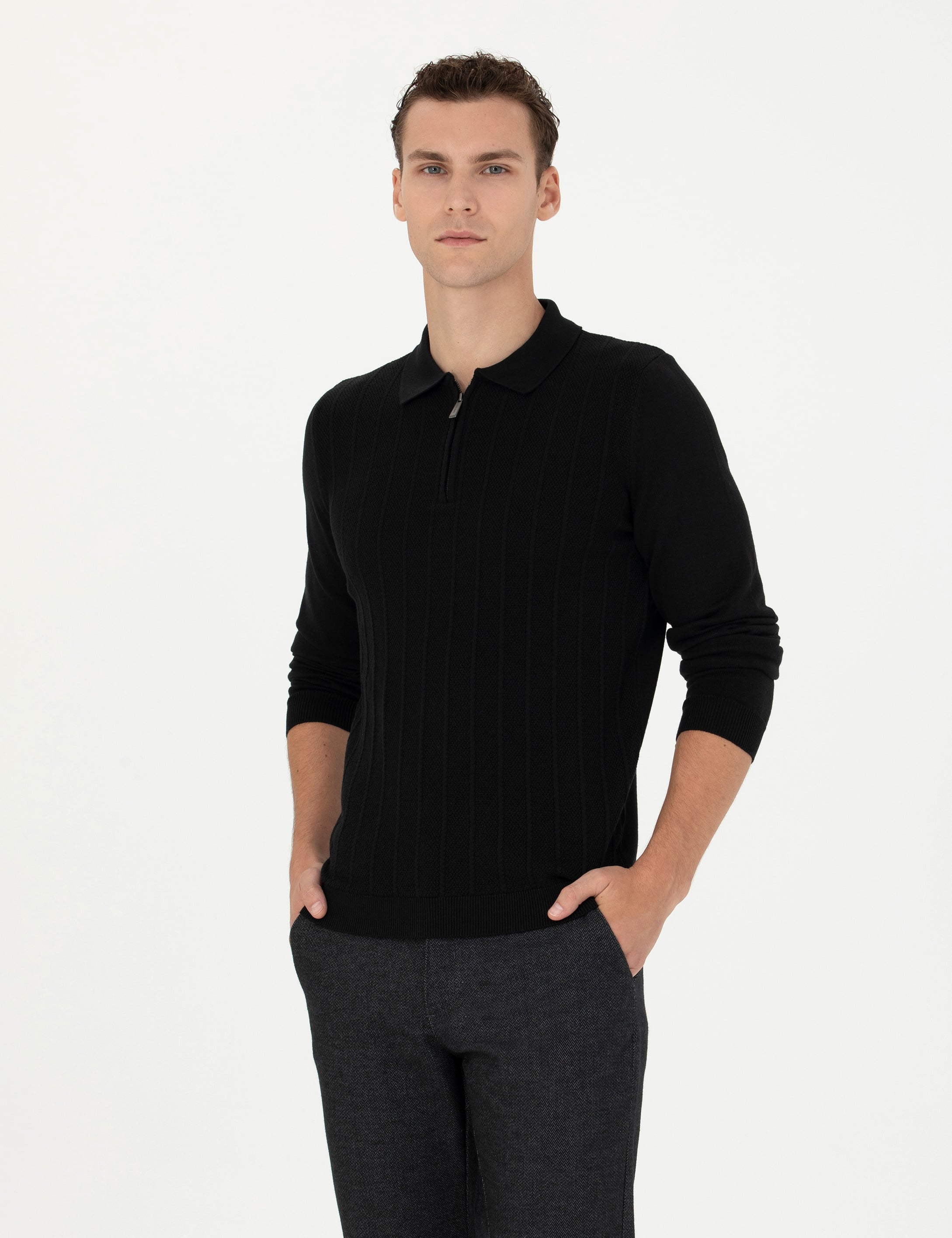 Siyah Slim Fit Fermuarlı Polo Yaka Triko Kazak - Image 1