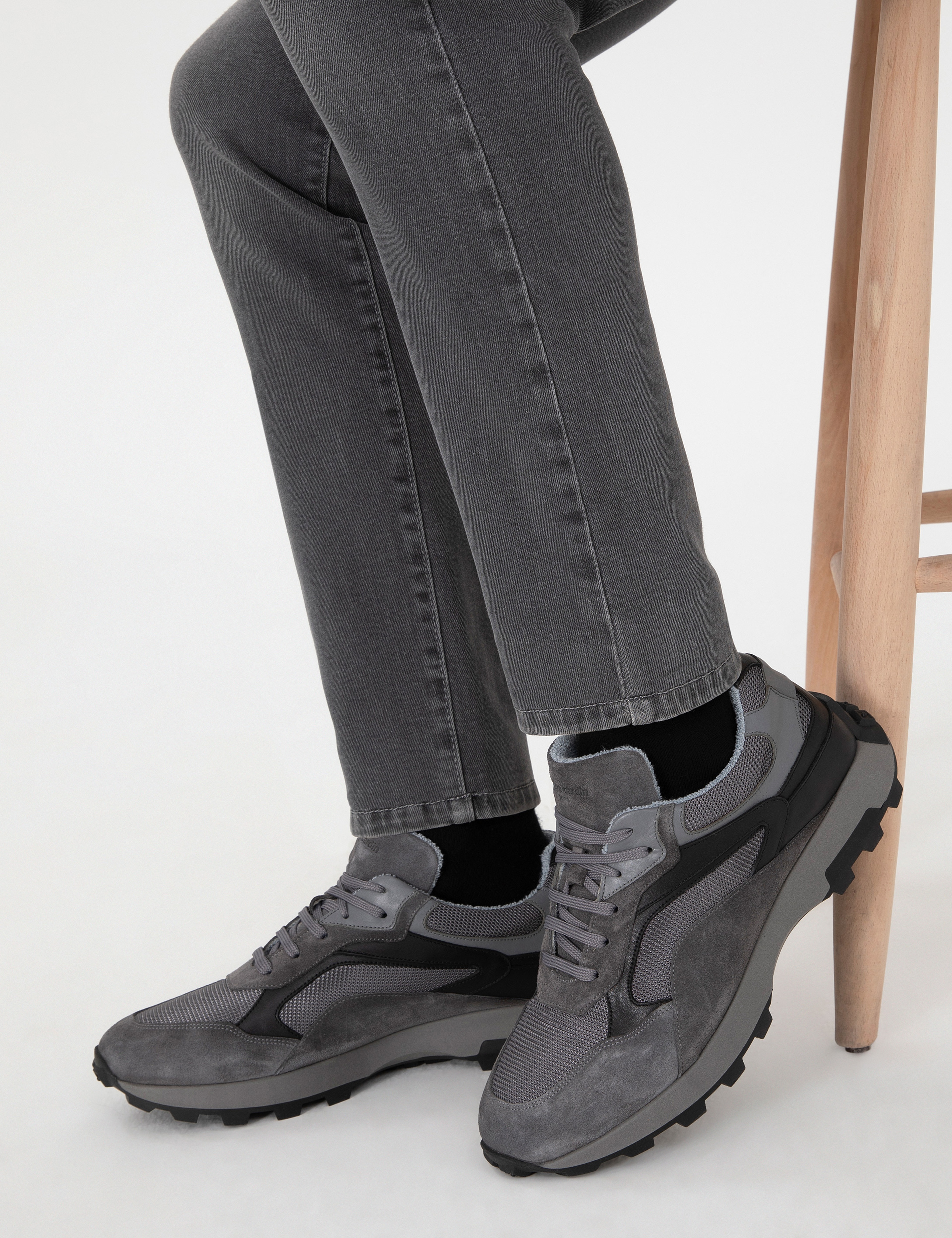 Gri Sneaker - Image 2