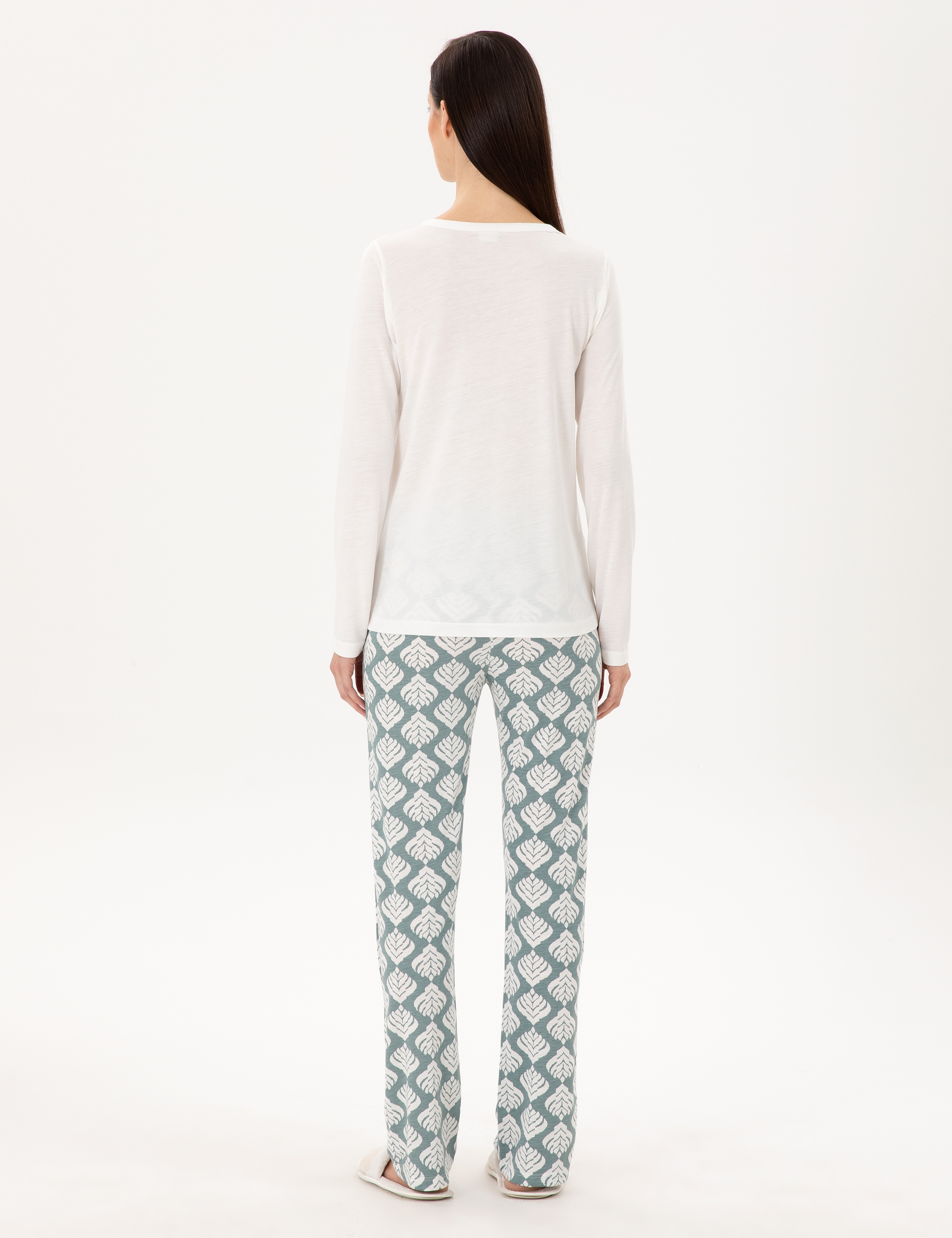 Krem Pijama Takımı