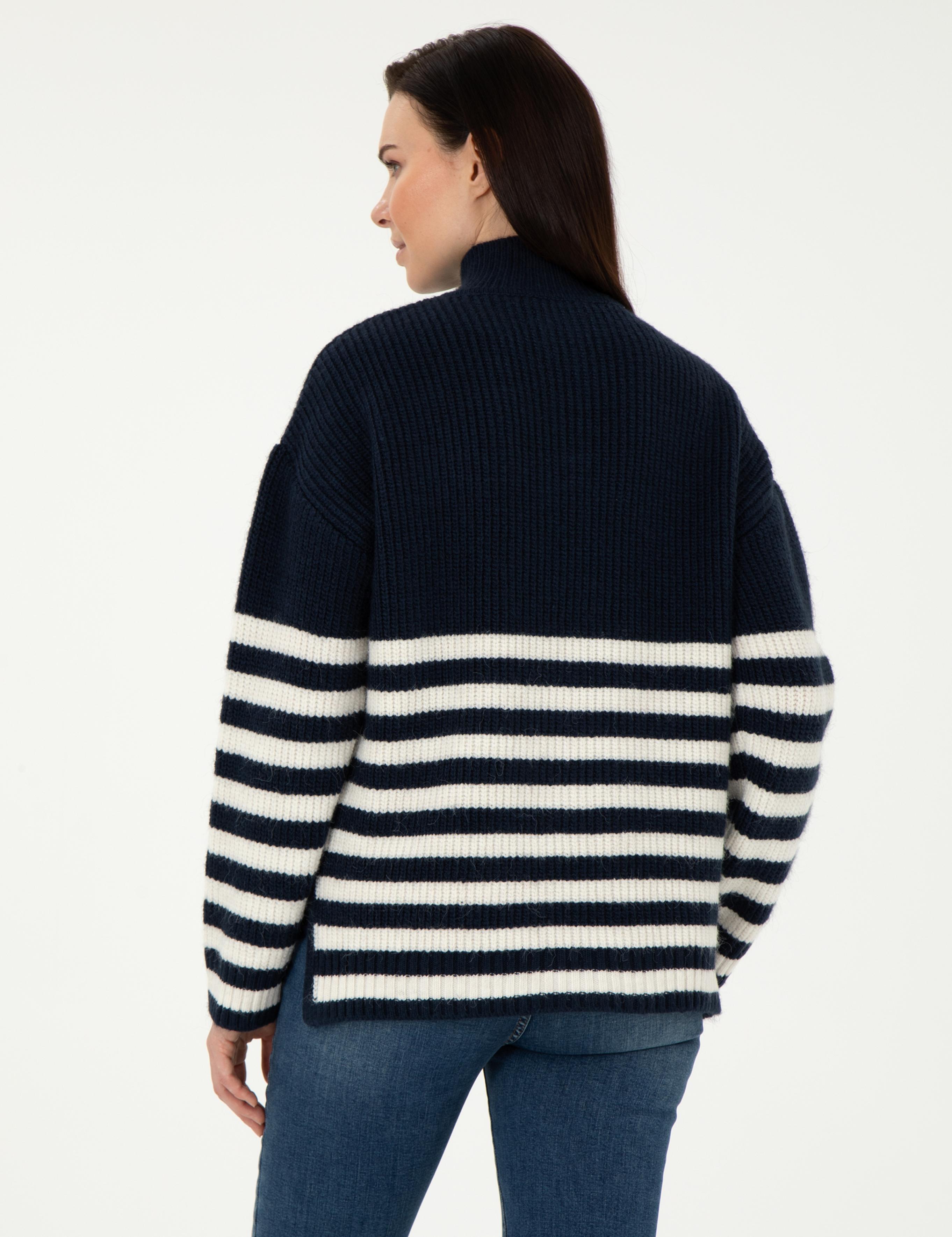 Lacivert Comfort Fit Düğmeli Kazak