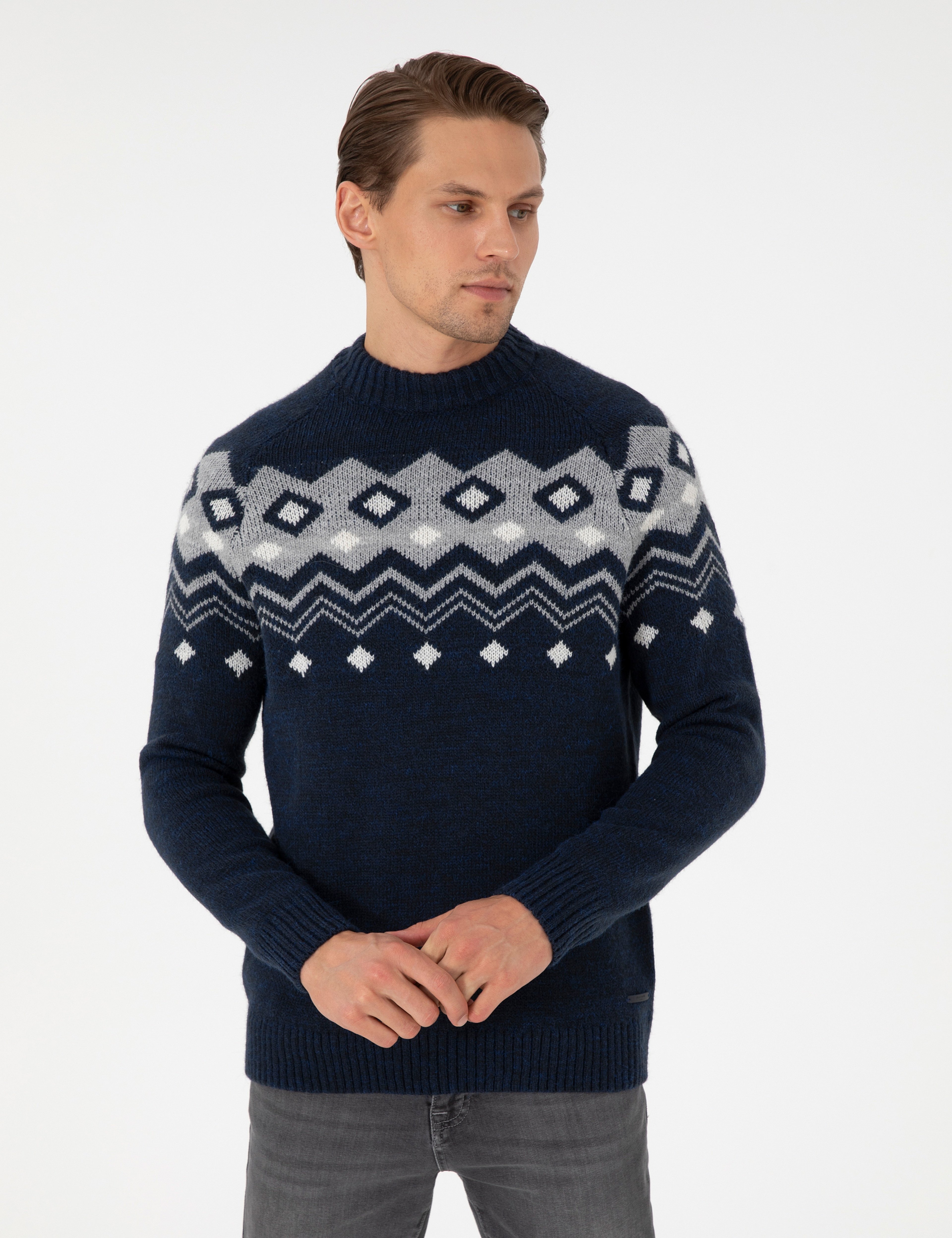 Lacivert Slim Fit Çeyrek Yaka Triko Kazak - Image 1
