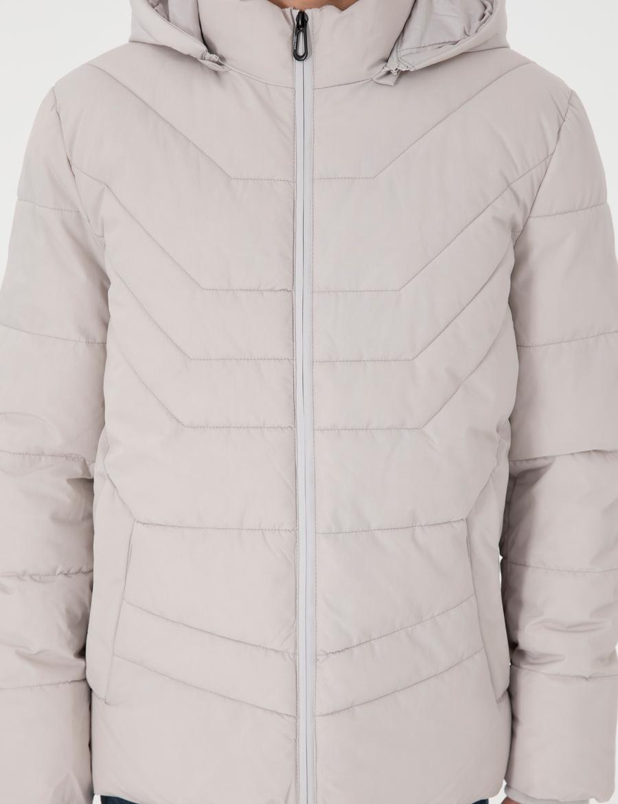 Açık Gri Kapüşonlu Dolgulu Mont