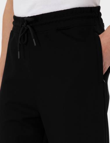 Siyah Comfort Fit Örme Şort