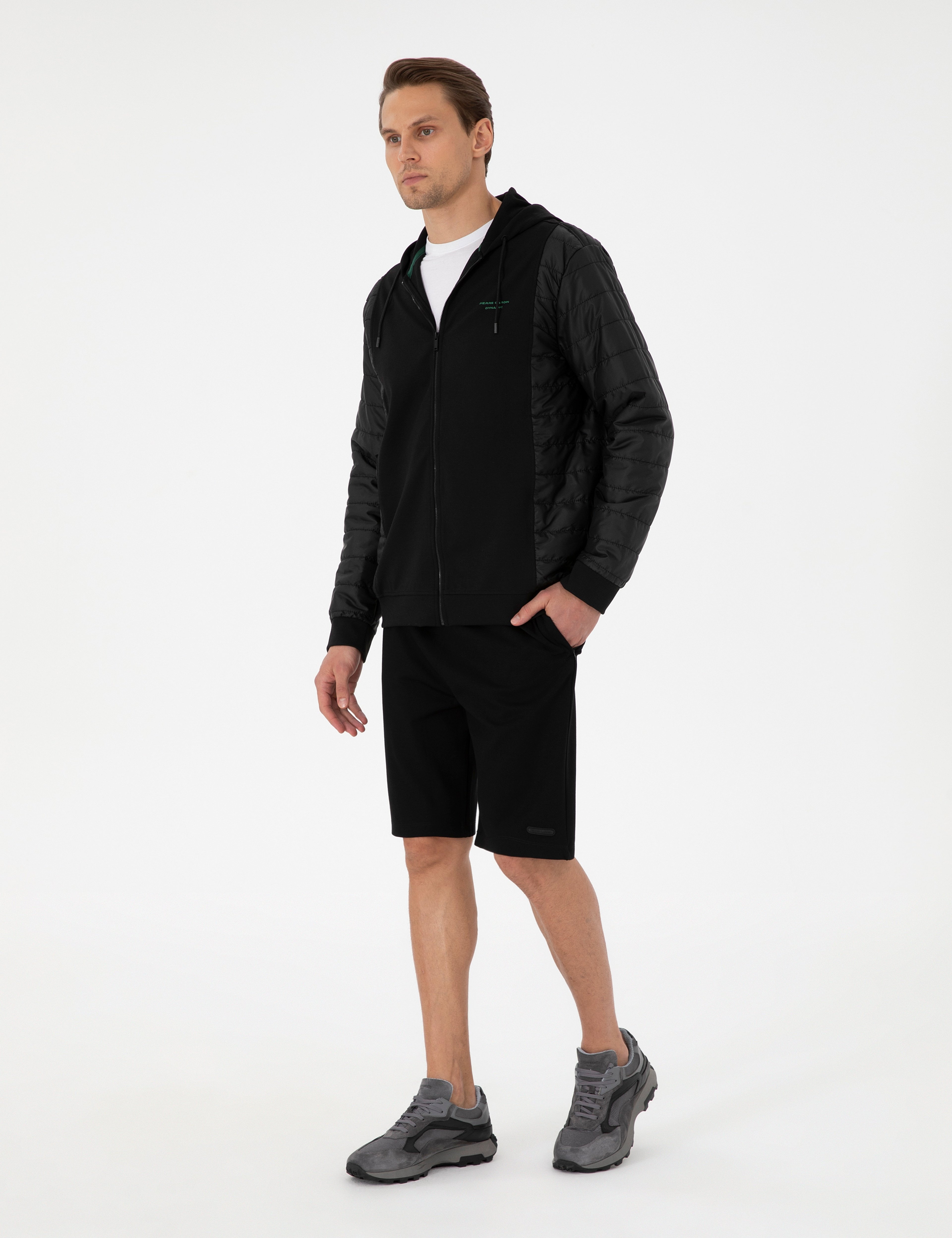 Siyah Comfort Fit Örme Şort - Image 3