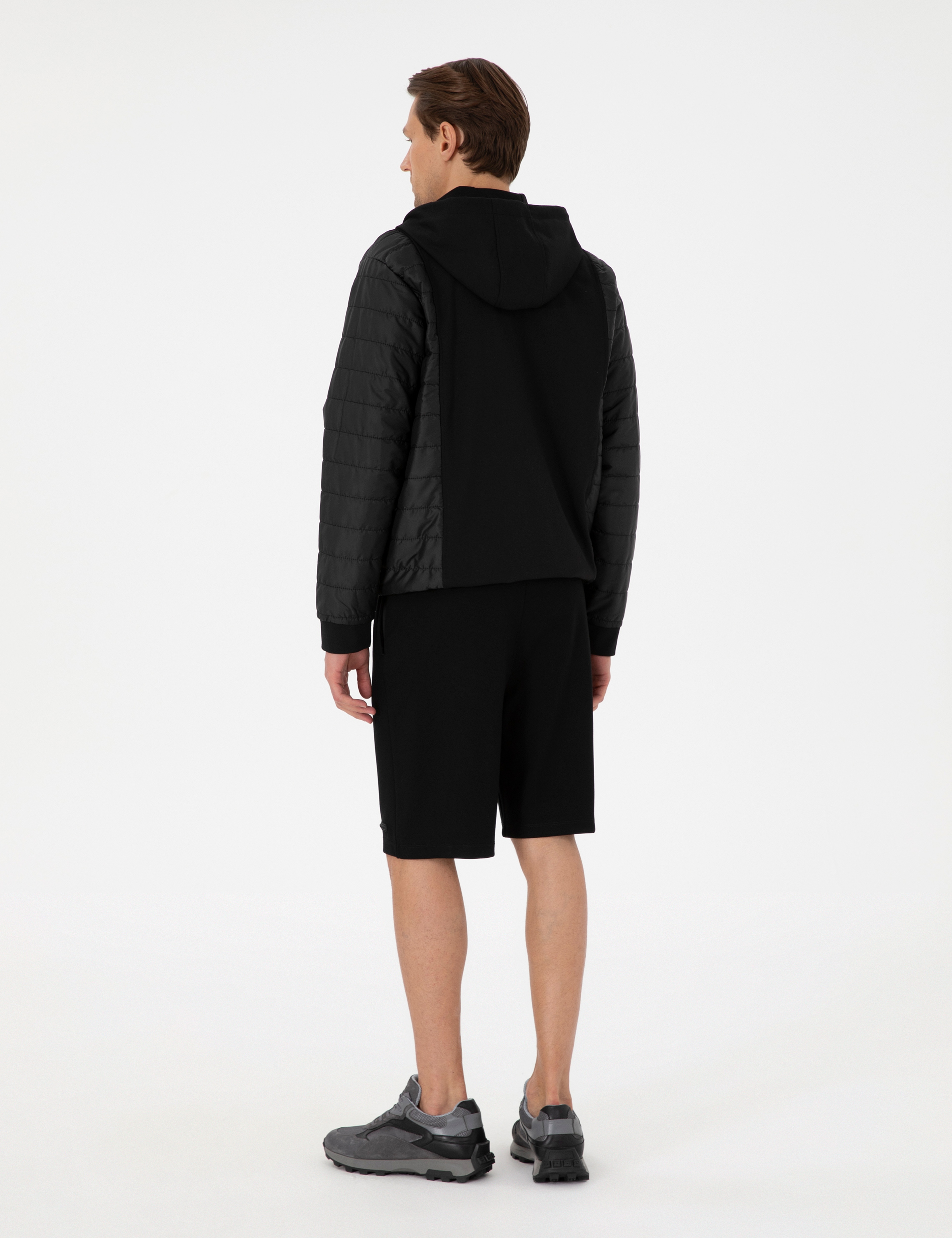 Siyah Comfort Fit Örme Şort - Image 4