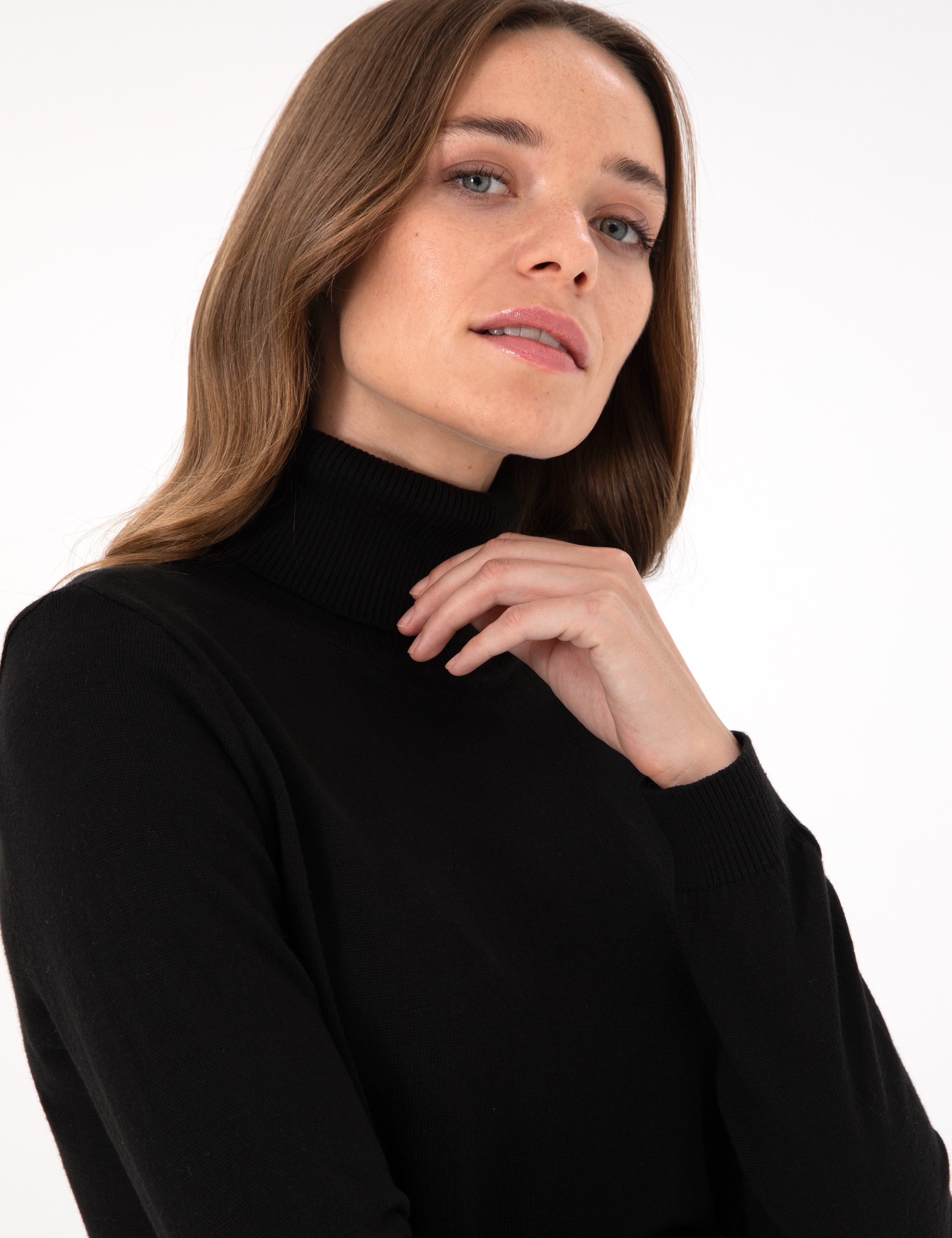 Siyah Slim Fit Balıkçı Yaka Basic Kazak - Image 2