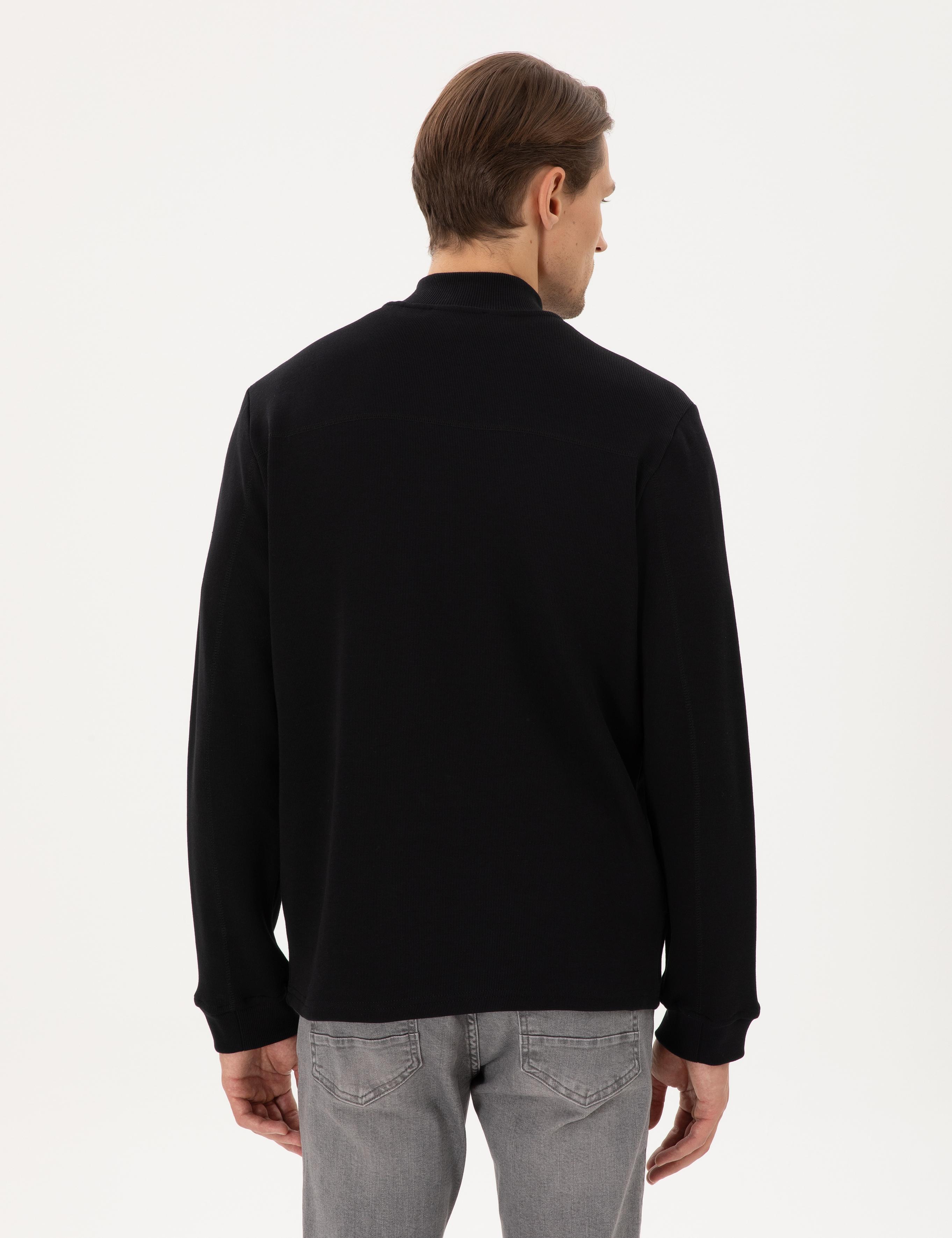 Siyah Regular Fit Sweatshirt