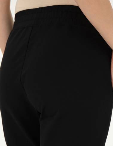 Siyah Regular Fit Eşofman Altı