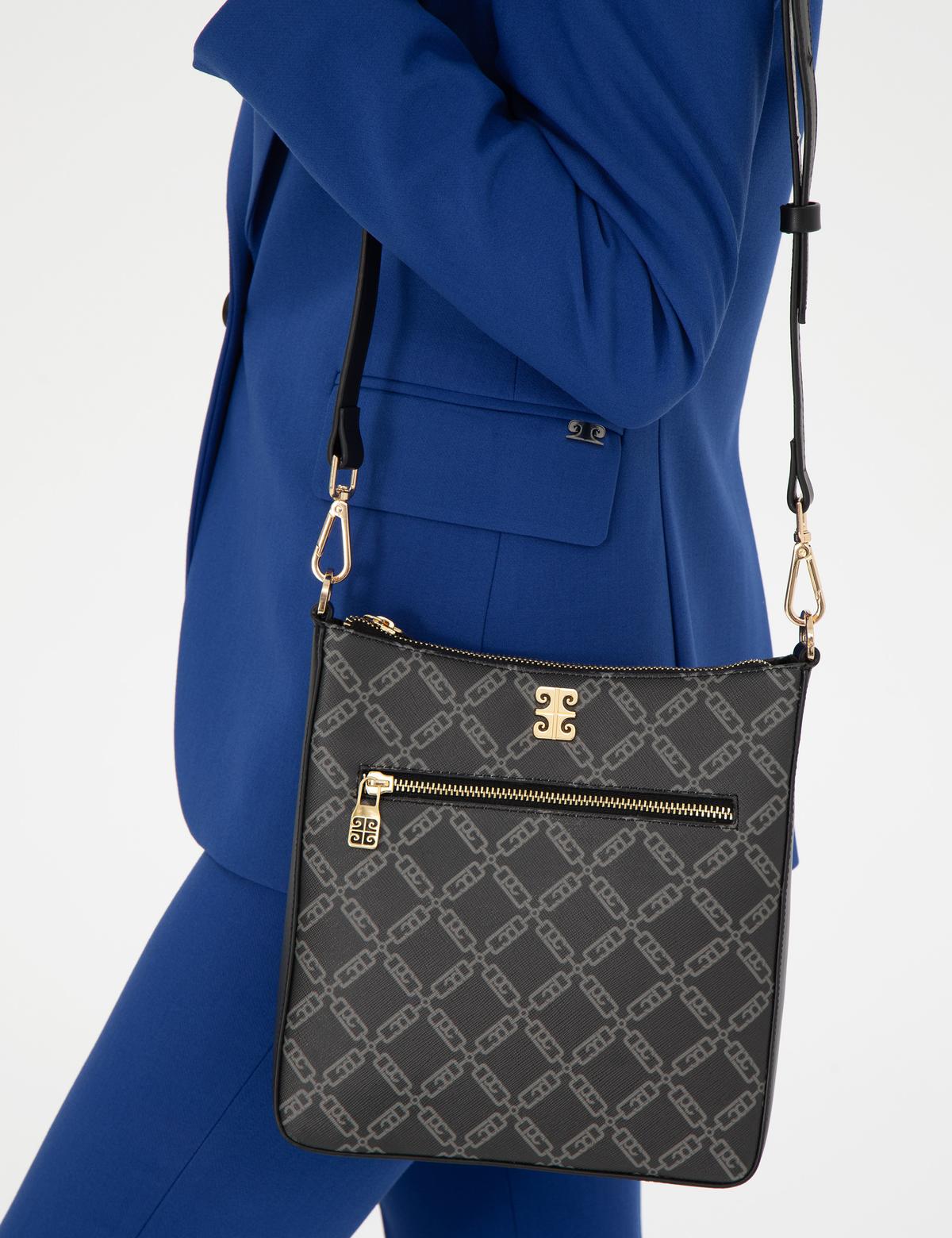 Siyah Çapraz Çanta - 50303982001