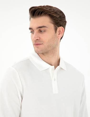 Ekru Slim Fit Kıvrılmaz Yaka Sweatshirt
