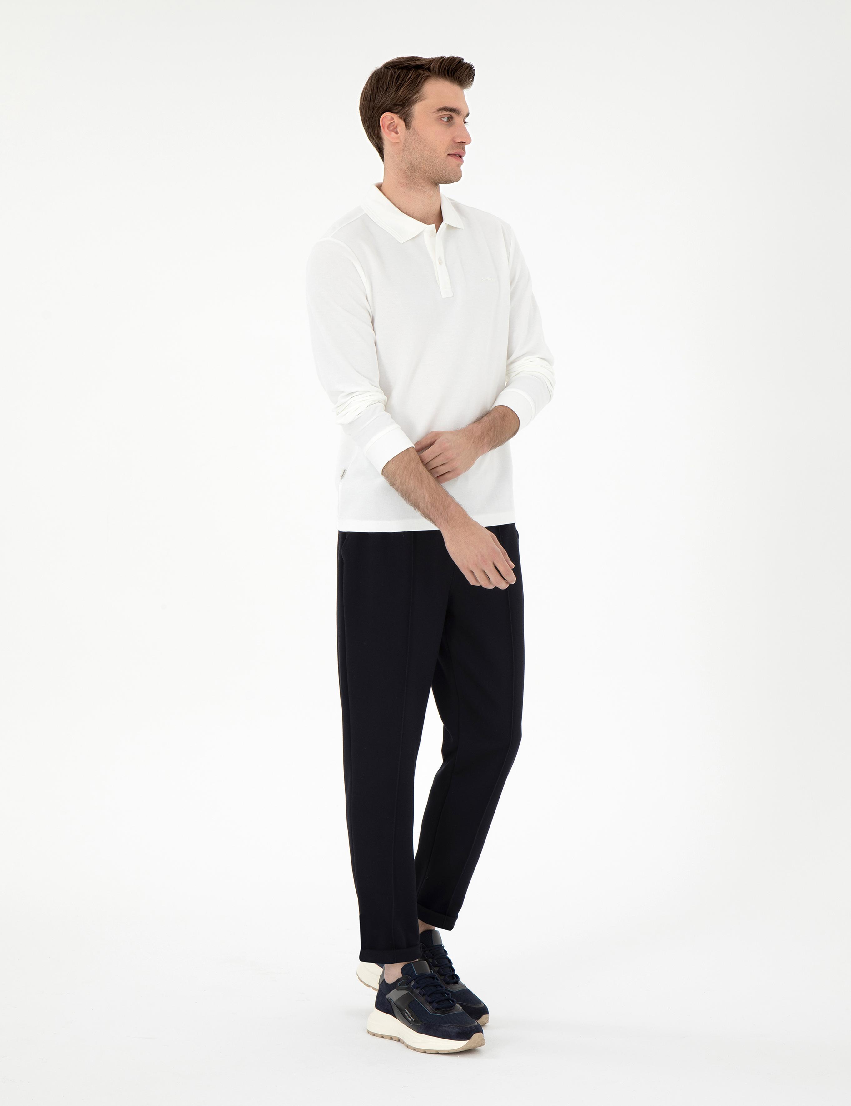 Ekru Slim Fit Kıvrılmaz Yaka Sweatshirt