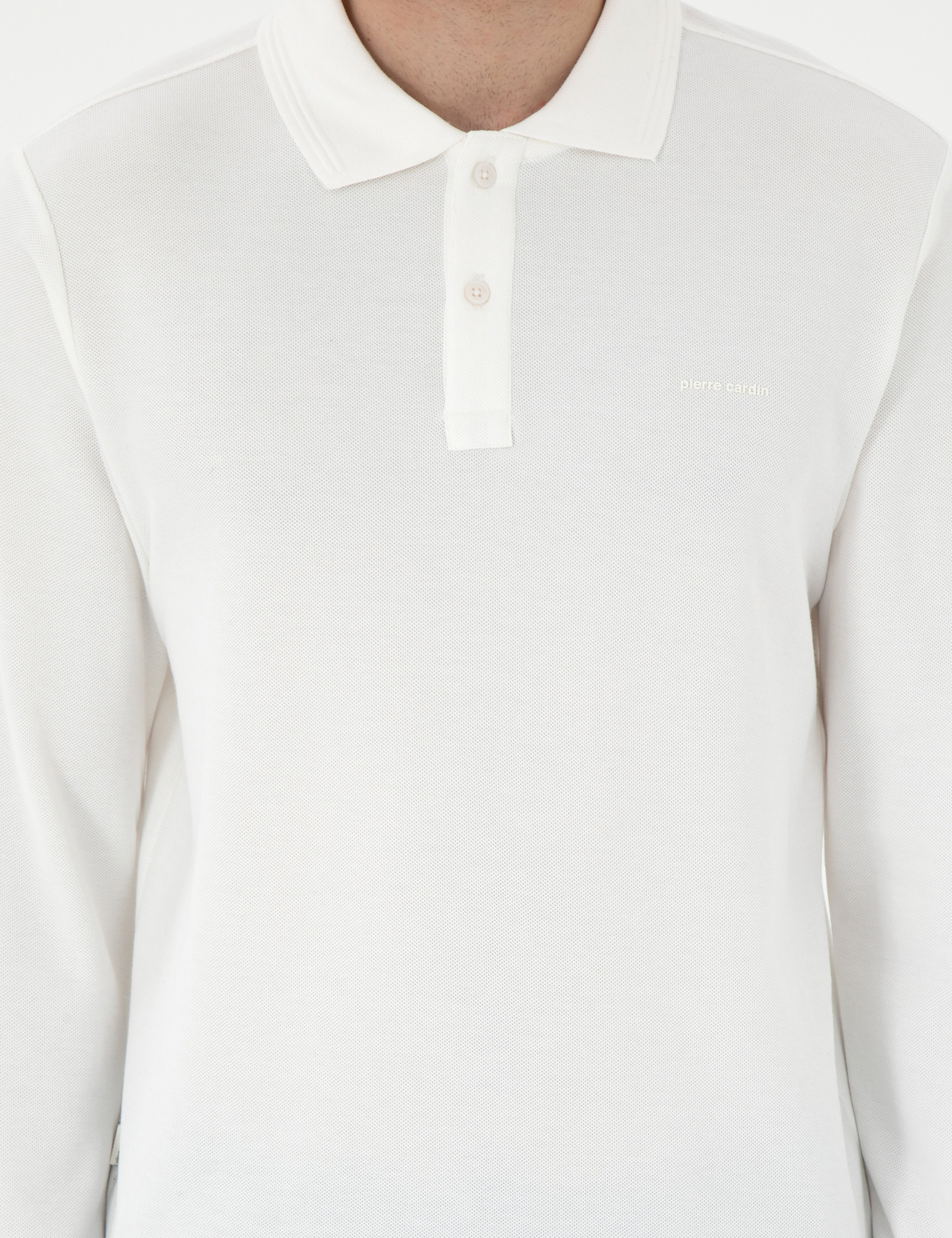 Ekru Slim Fit Kıvrılmaz Yaka Sweatshirt