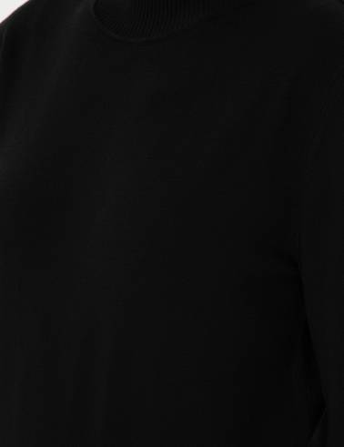 Siyah Slim Fit Yarım Balıkçı Yaka Basic Kazak