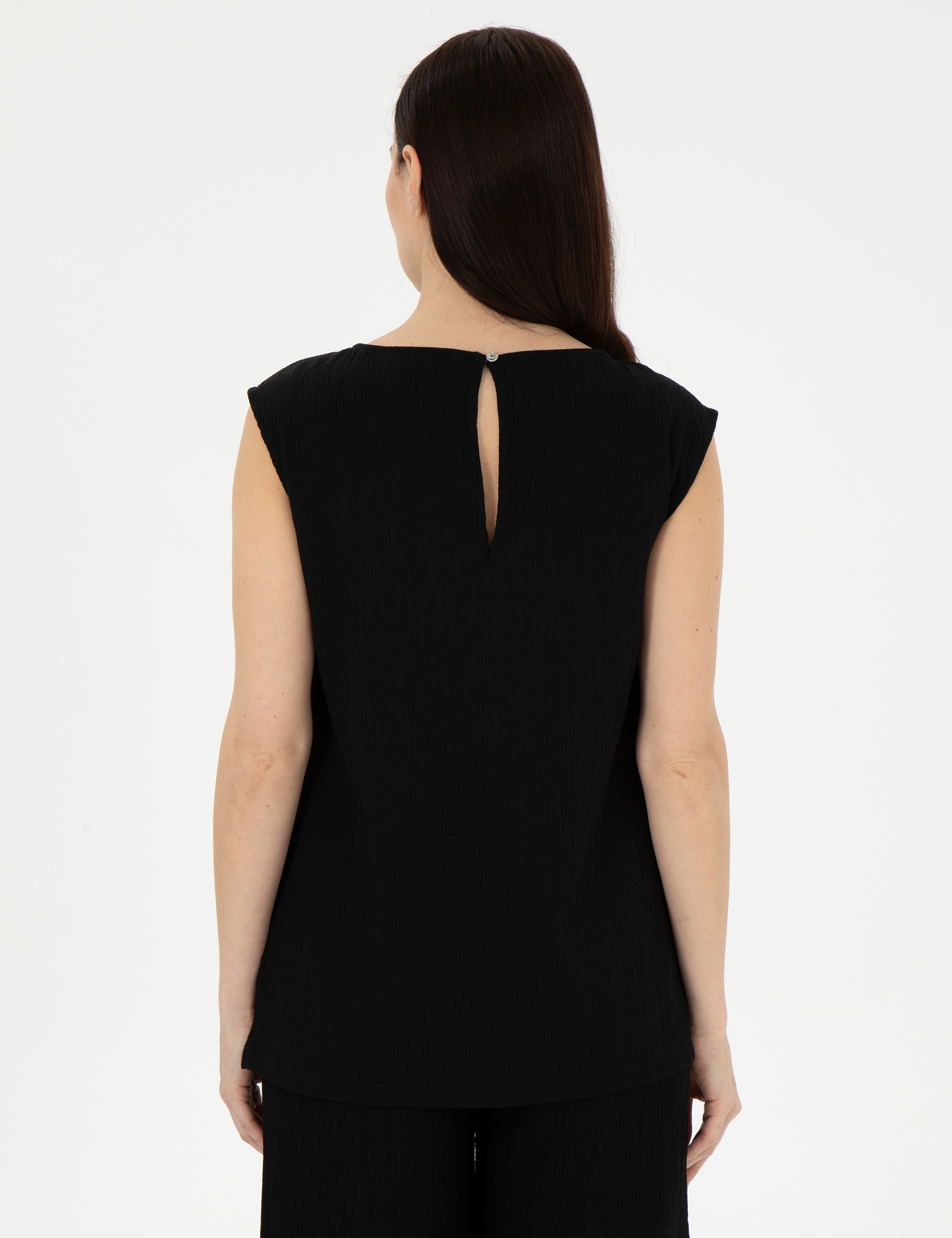 Siyah Regular Fit Bluz - Image 5