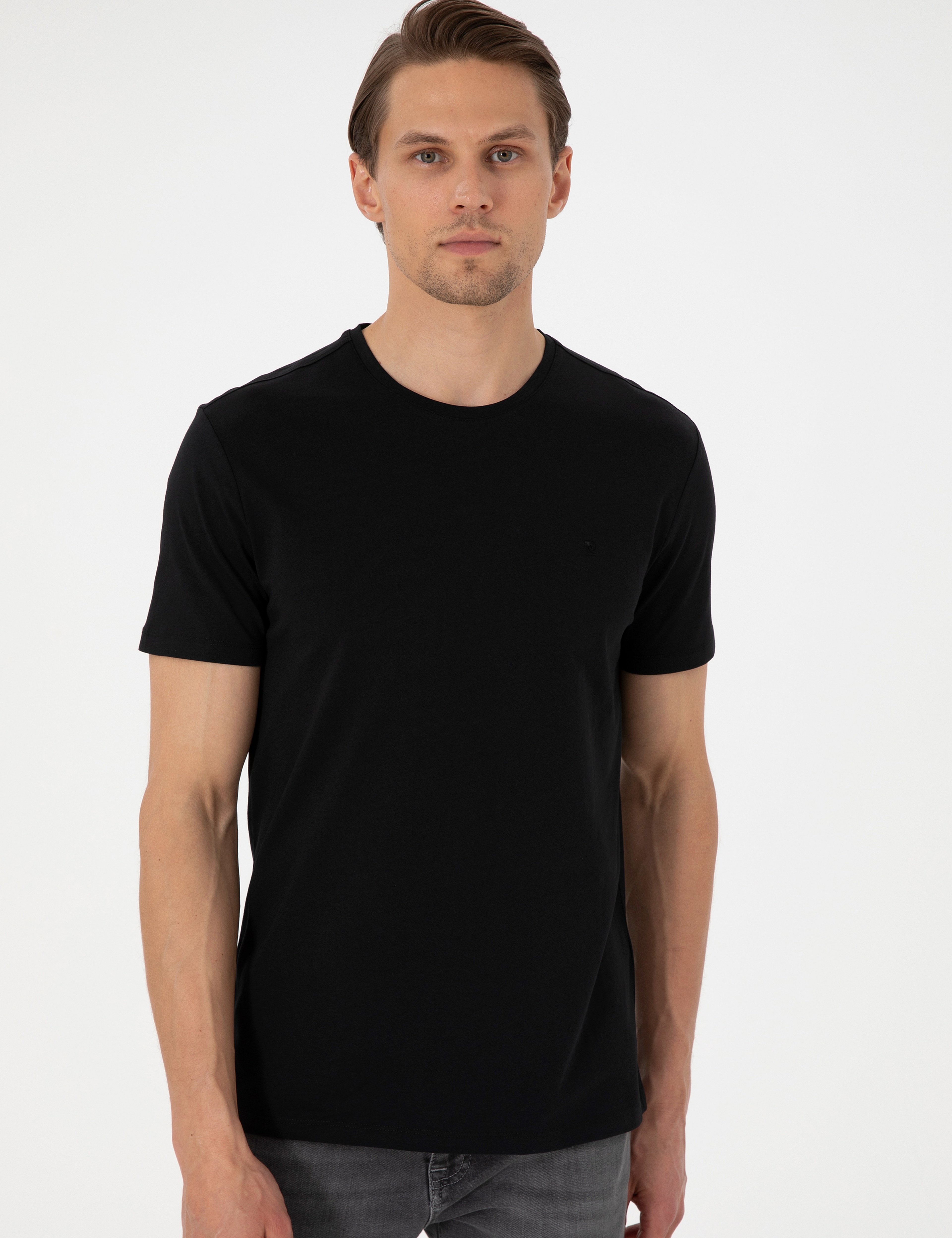 Siyah Slim Fit %100 Pamuk Bisiklet Yaka Basic Tişört