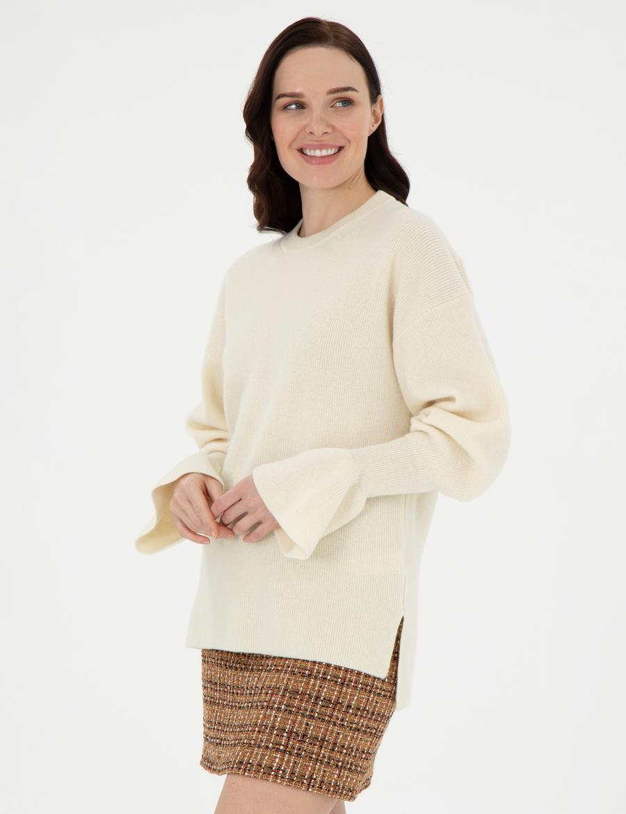 Ekru Regular Fit Yün Kazak