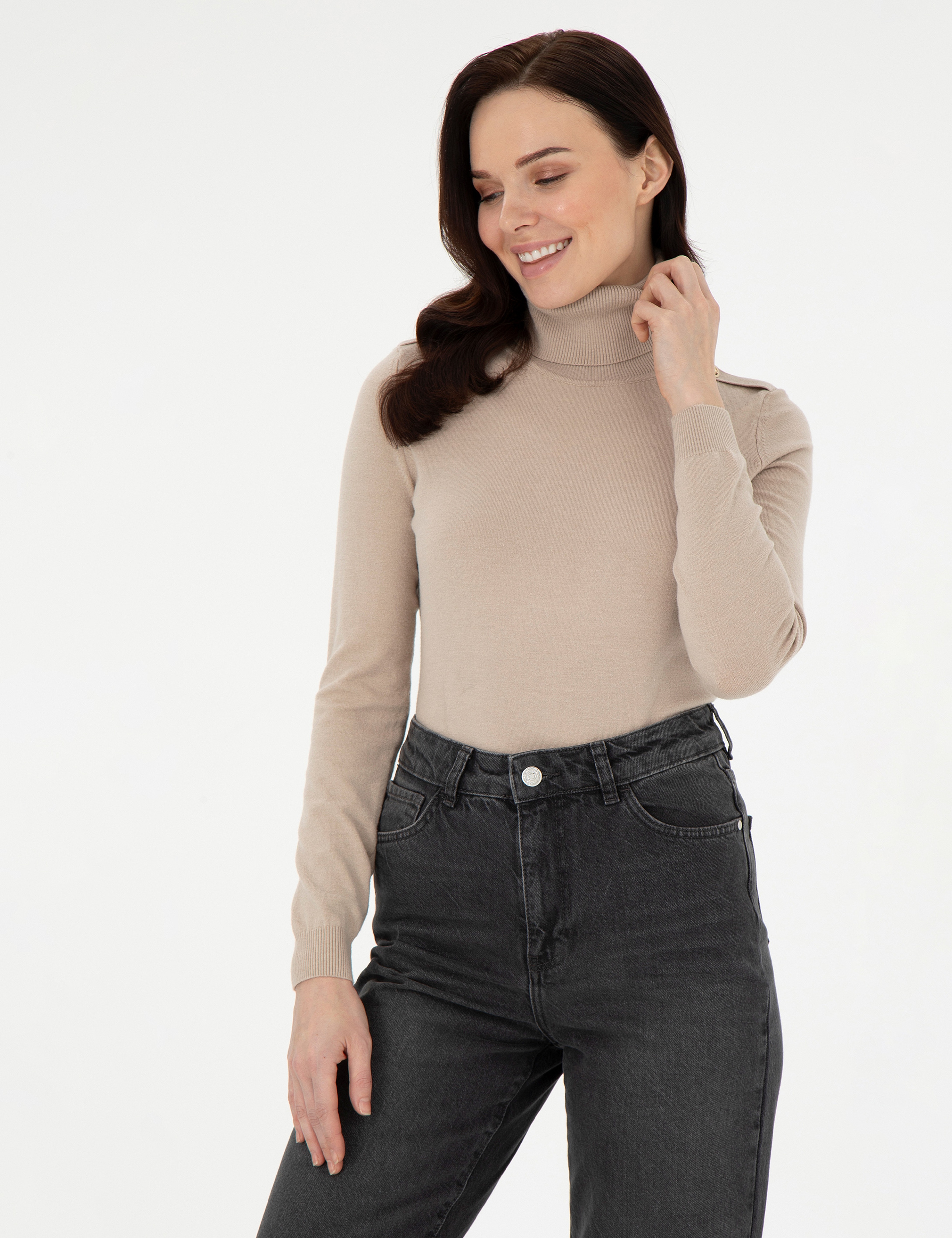 Bej Slim Fit Balıkçı Yaka Basic Kazak - Image 1
