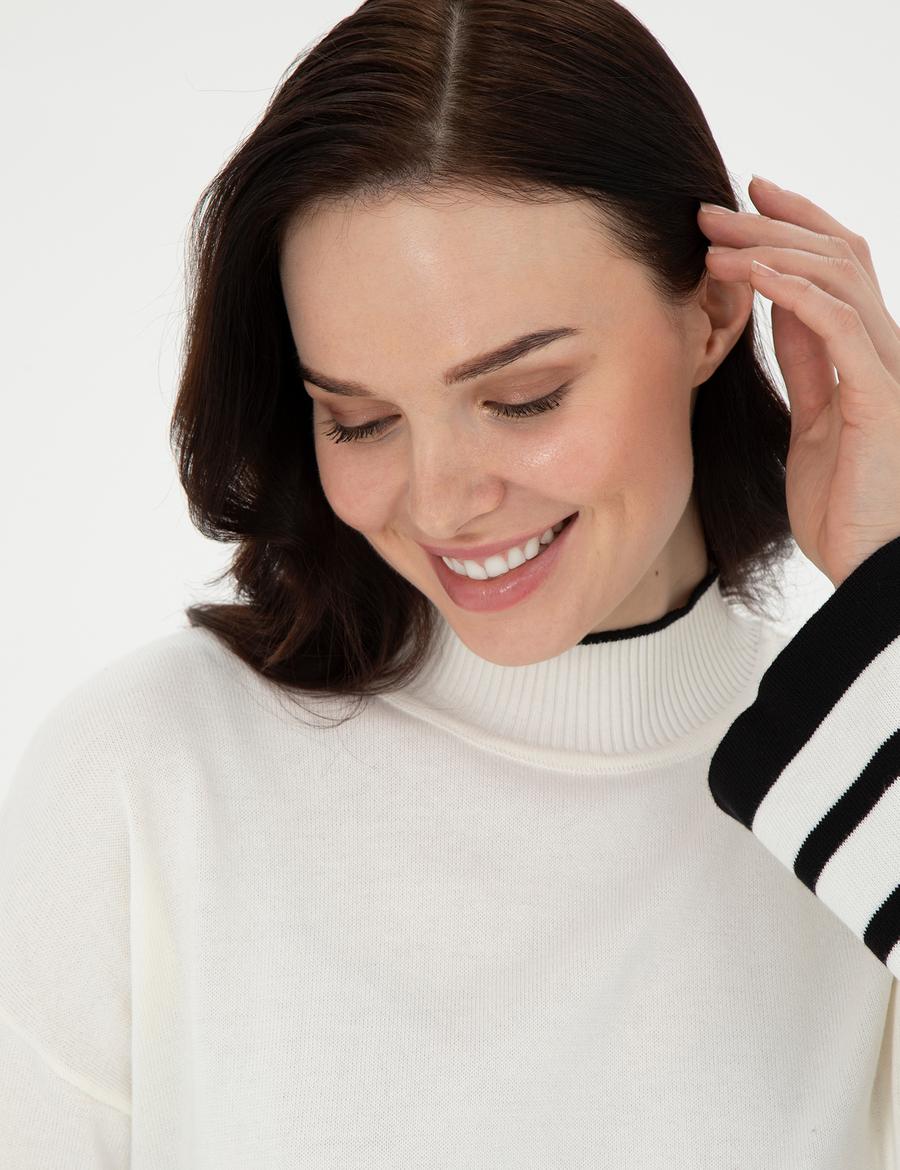 Ekru Comfort Fit Kazak