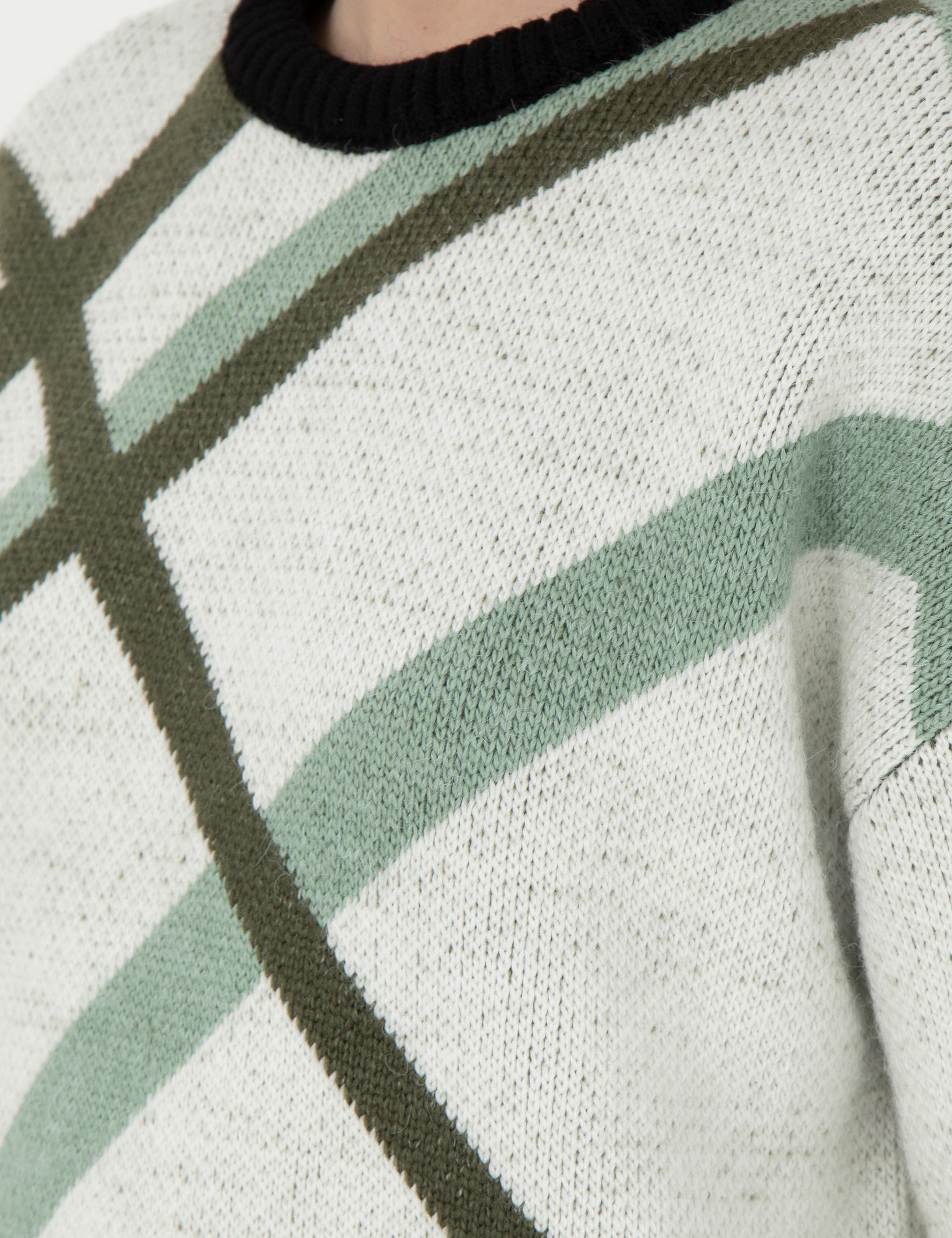 Ekru Comfort Fit Kazak - Image 7