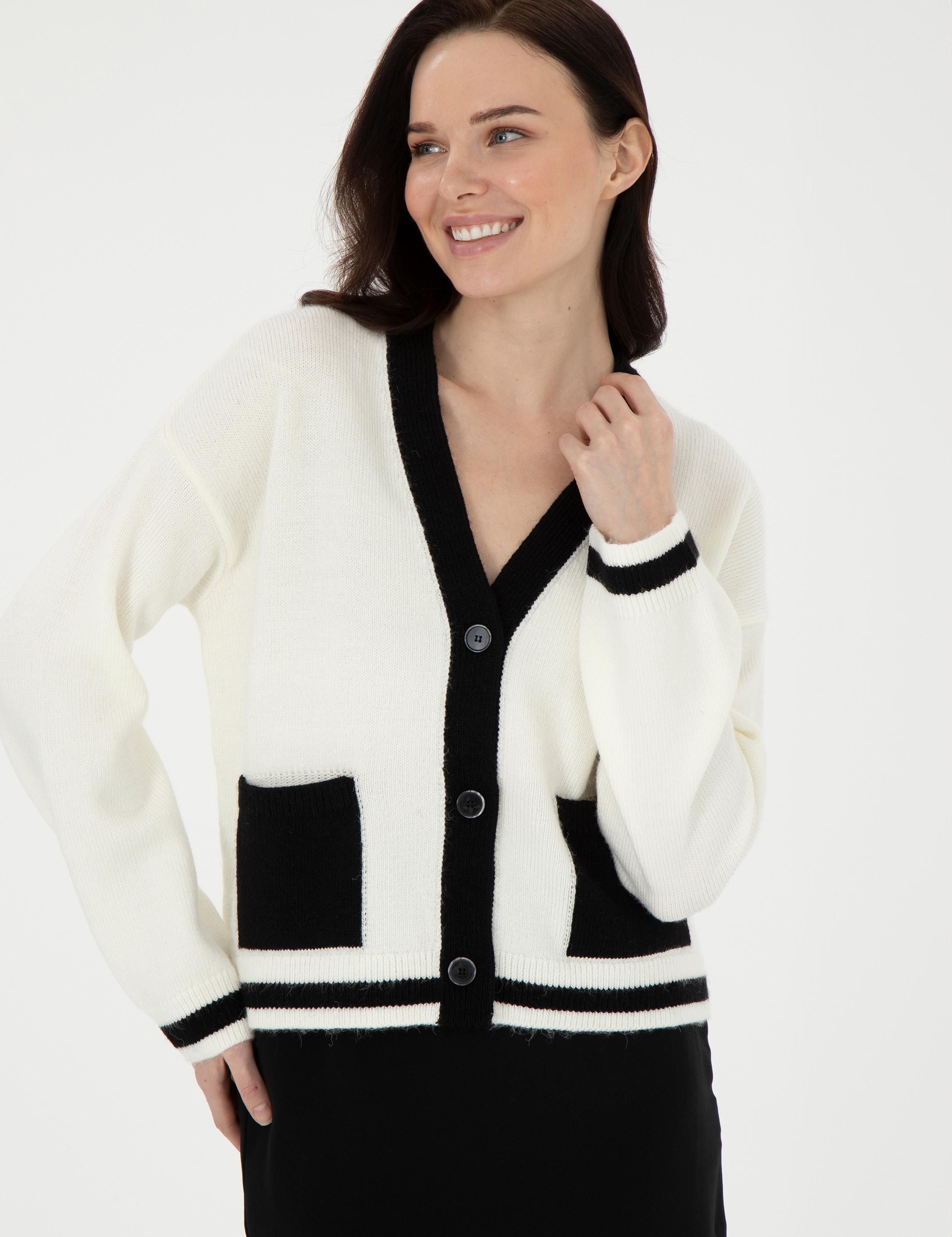 Ekru Comfort Fit Triko Hırka