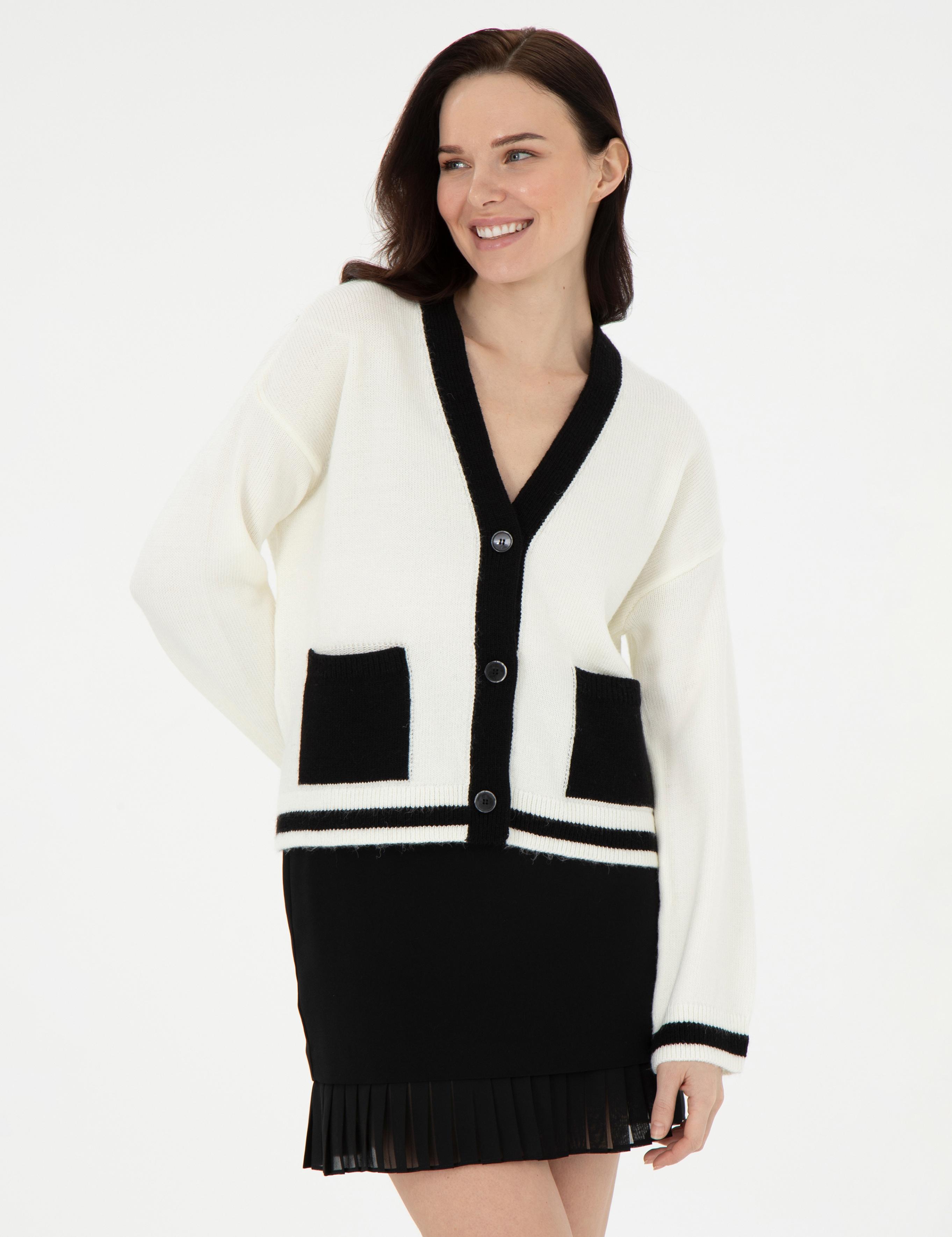 Ekru Comfort Fit Triko Hırka