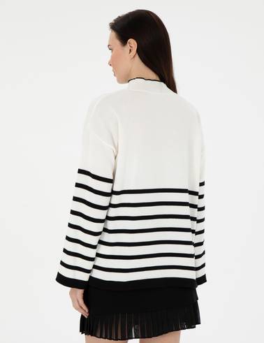 Ekru Comfort Fit Kazak