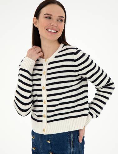Ekru Crop Top Triko Hırka