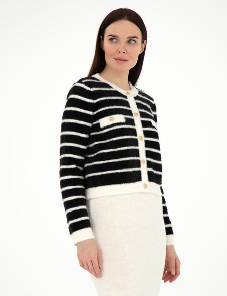 Siyah Crop Top Triko Hırka - 50296328010