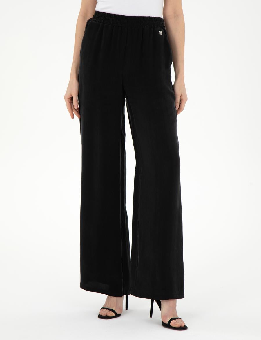 Siyah Kupro Kumaş Loose Fit Pantolon