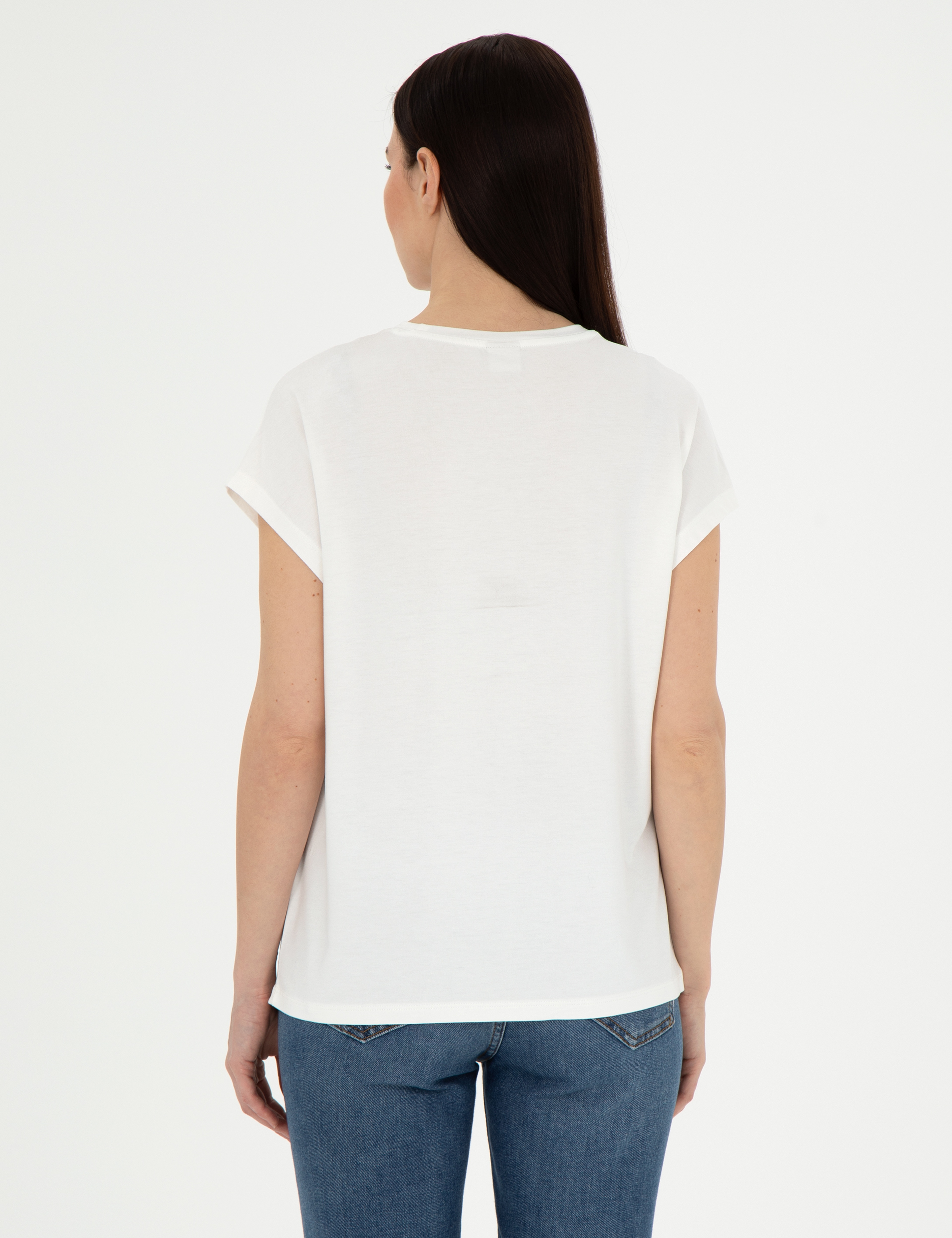Beyaz Comfort Fit Tişört - Image 5