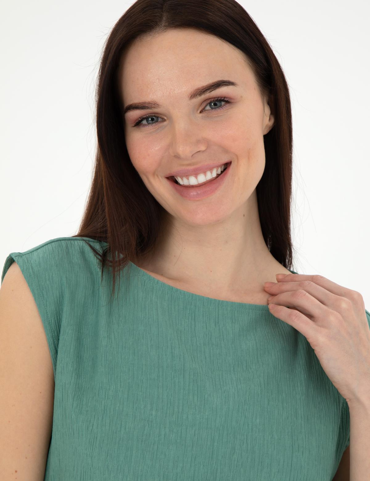 Yeşil Regular Fit Bluz - 50301168010