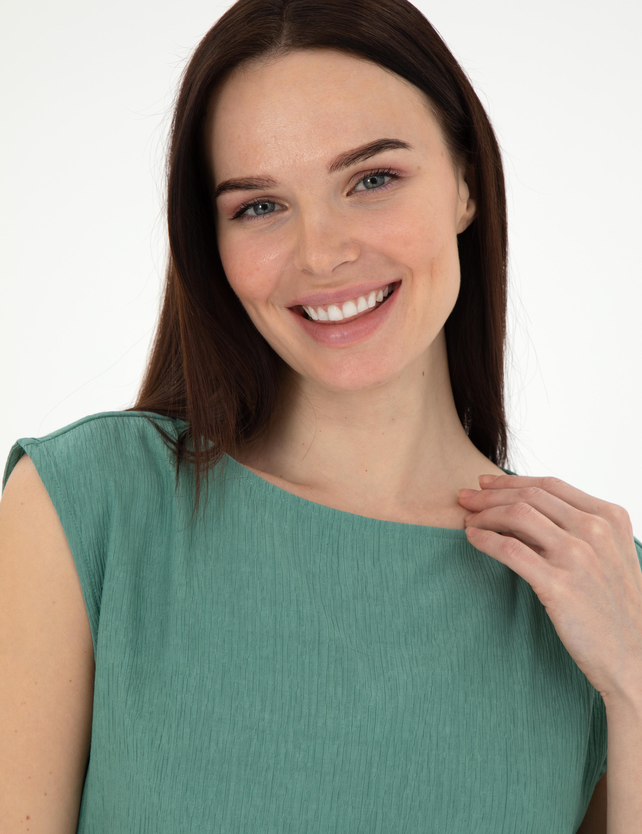 Yeşil Regular Fit Bluz