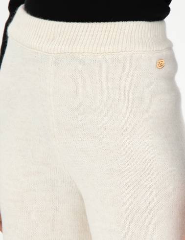 Ekru Loose Fit Triko Pantolon