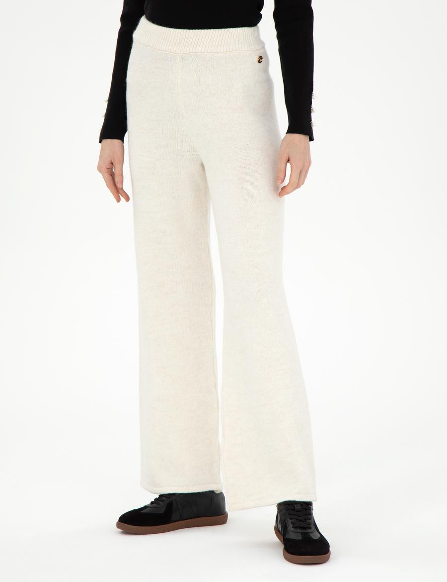 Ekru Loose Fit Triko Pantolon