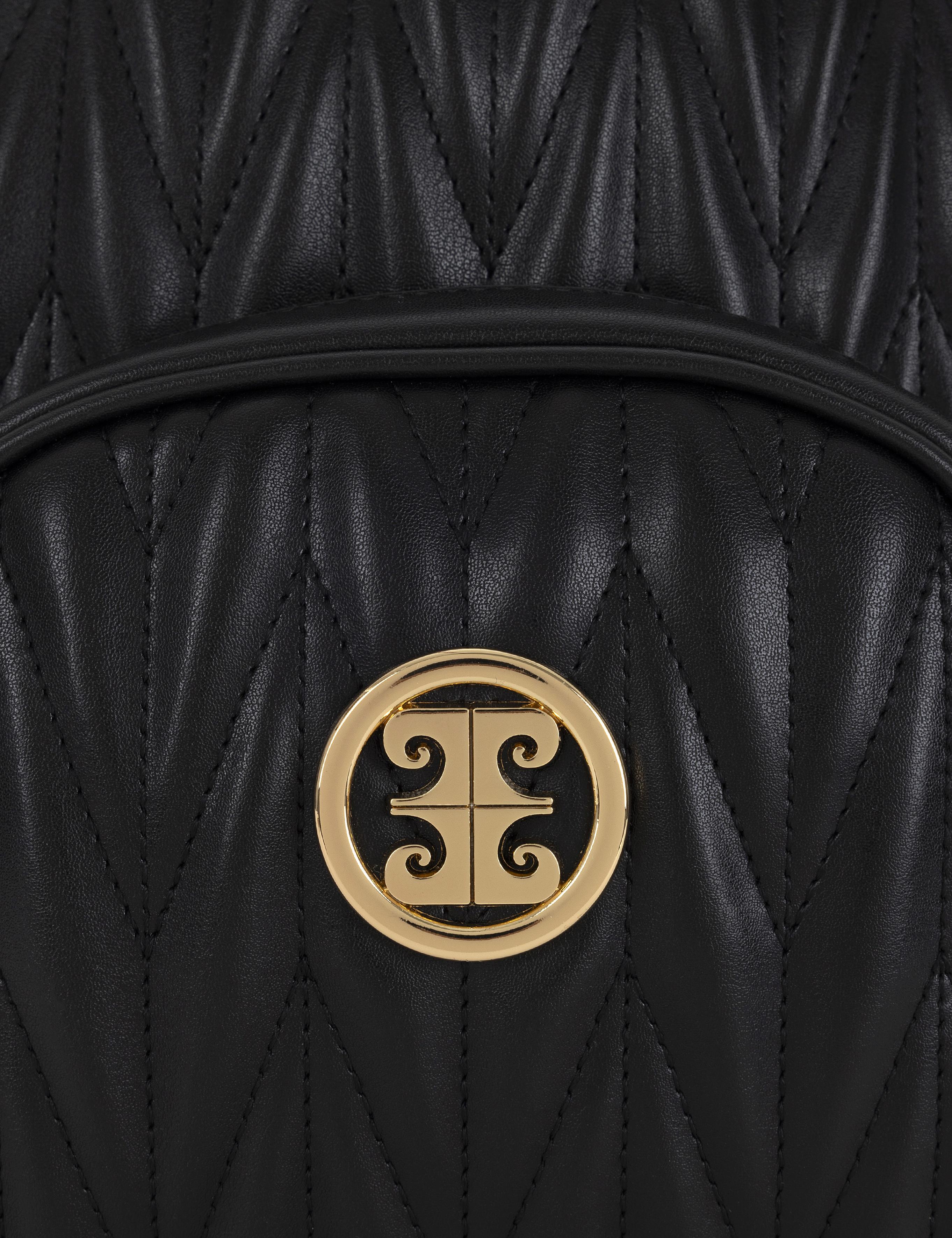 Siyah Sırt Çantası